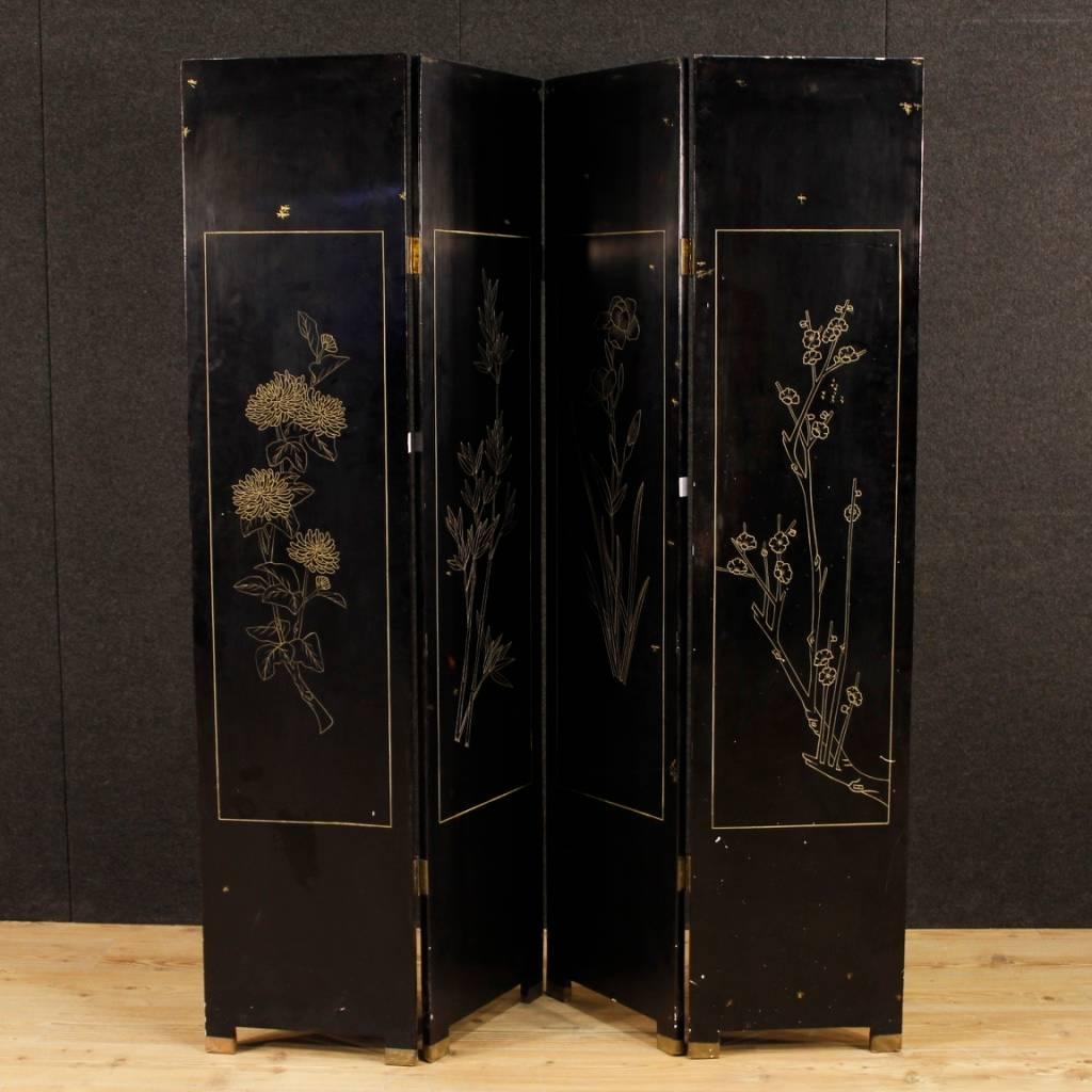 Chinese Screen in Lacquered and Painted Chinoiserie Wood from 20th Century 5