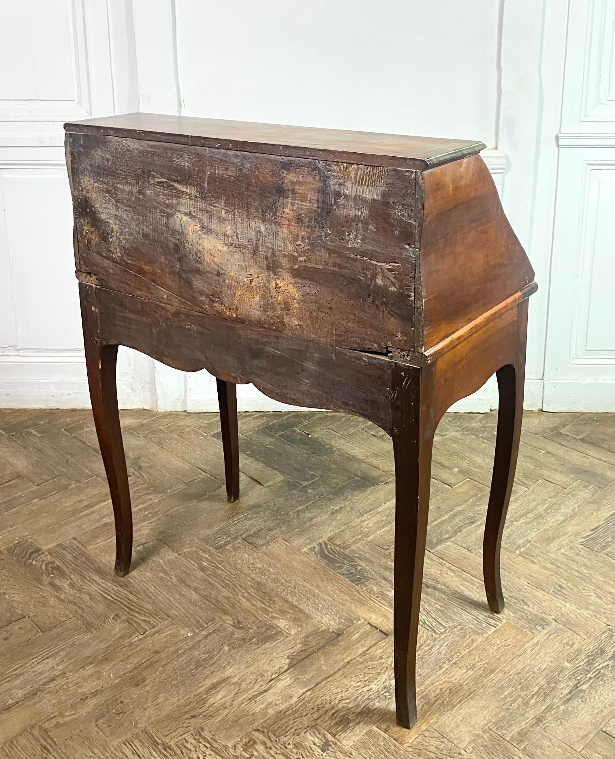 French Scriban desk, Donkey desk, Secretary -Louis XV Period - France 18th  For Sale 9