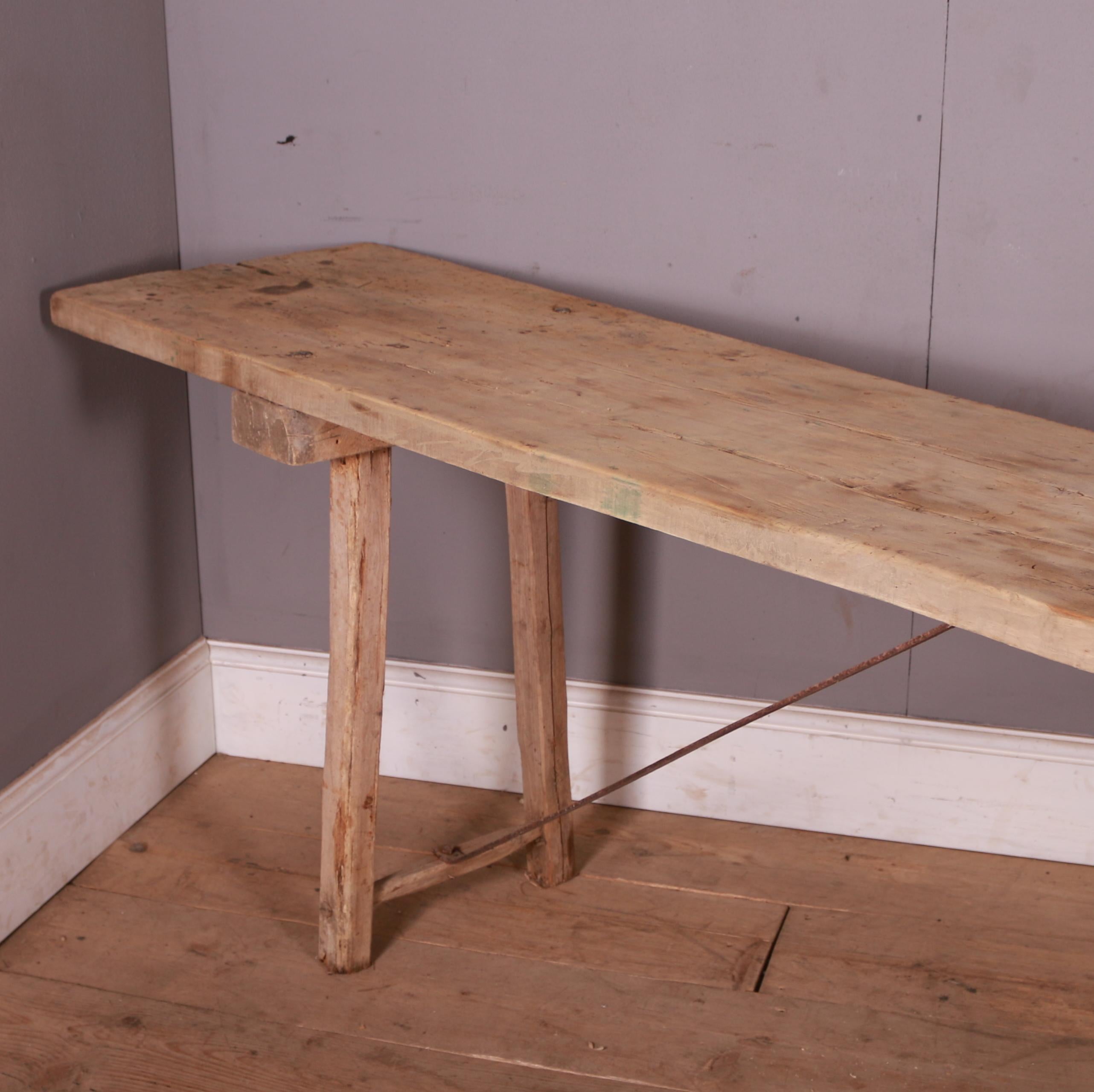 French Scrubbed Poplar Trestle Table In Good Condition For Sale In Leamington Spa, Warwickshire