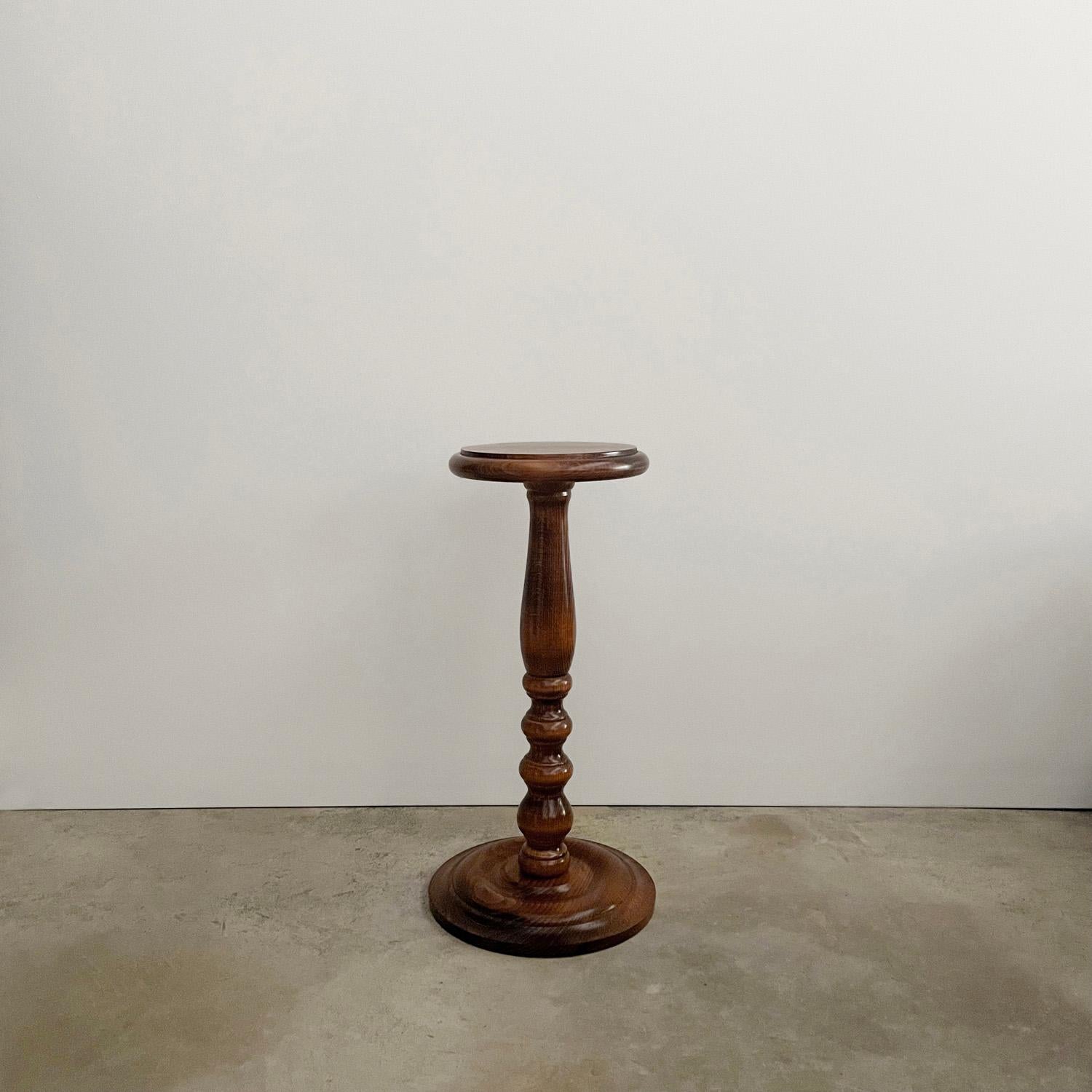 French Sculpted Wood Cocktail Table For Sale 12