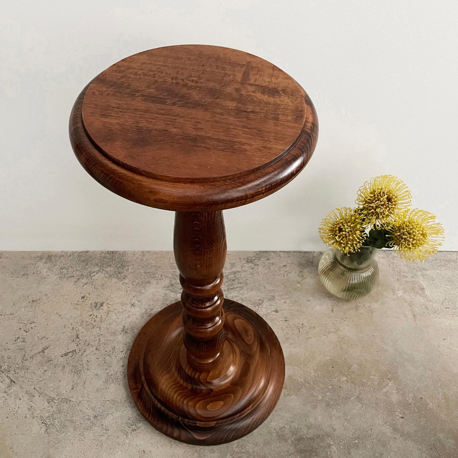 French Sculpted Wood Cocktail Table For Sale 3