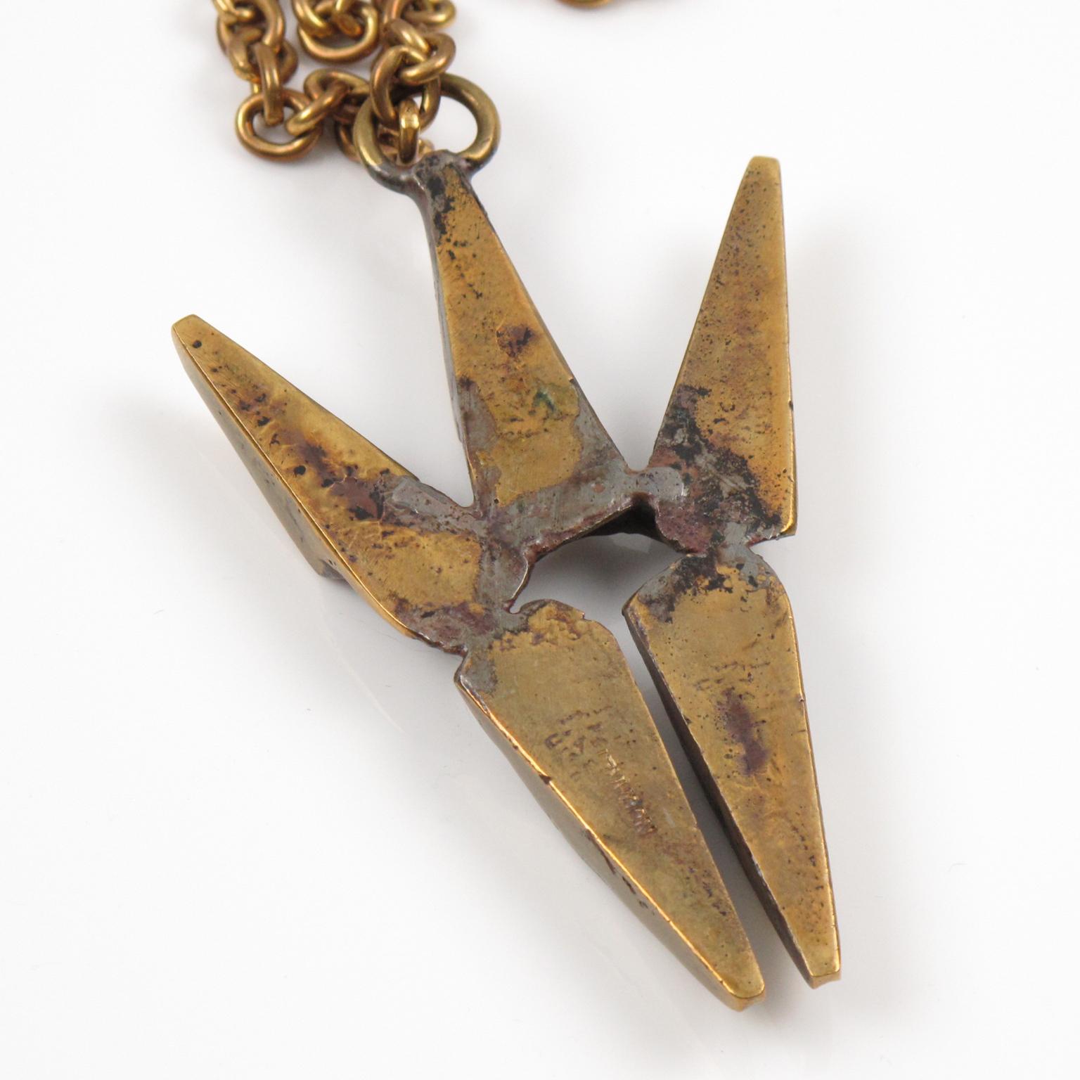 Scultore francese Henri Nogaret, scultura brutalista di metà secolo, collana con ciondolo in bronzo in vendita 2