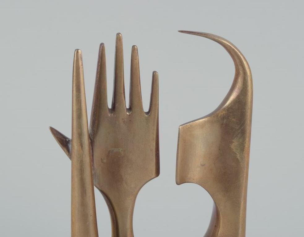 Bronze French sculptor, modernist bronze sculpture, solid bronze.  1960s/70s.  For Sale