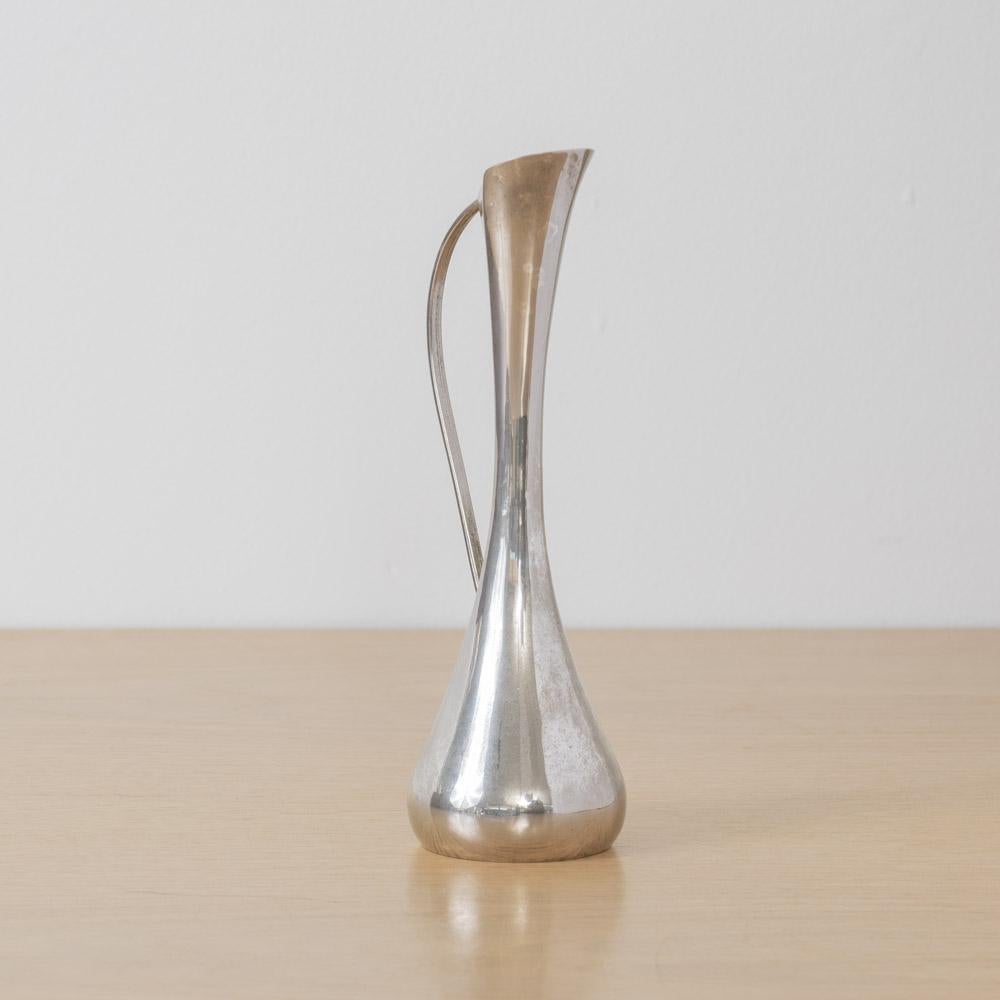 Vaso a bocciolo scultoreo francese In condizioni buone in vendita a Los Angeles, CA