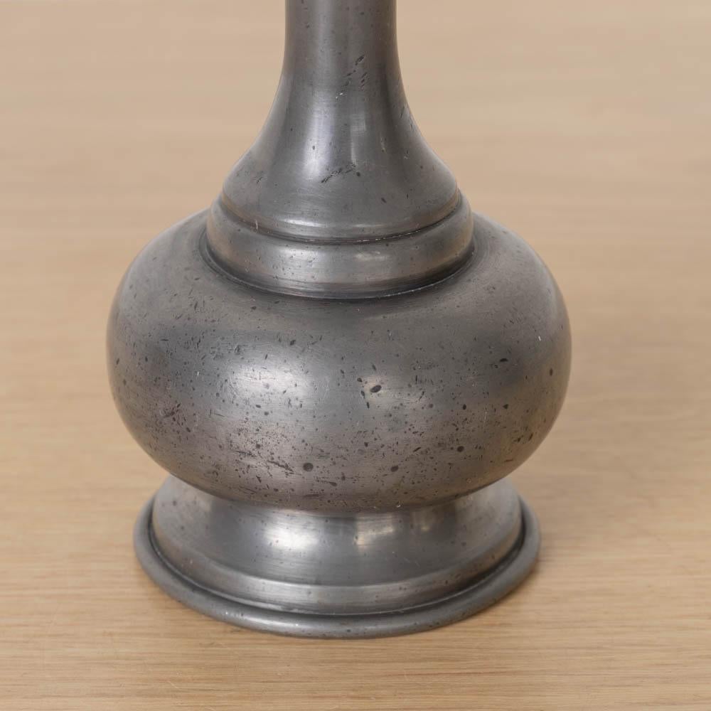 Jarrón de capullos escultórico francés en venta 1