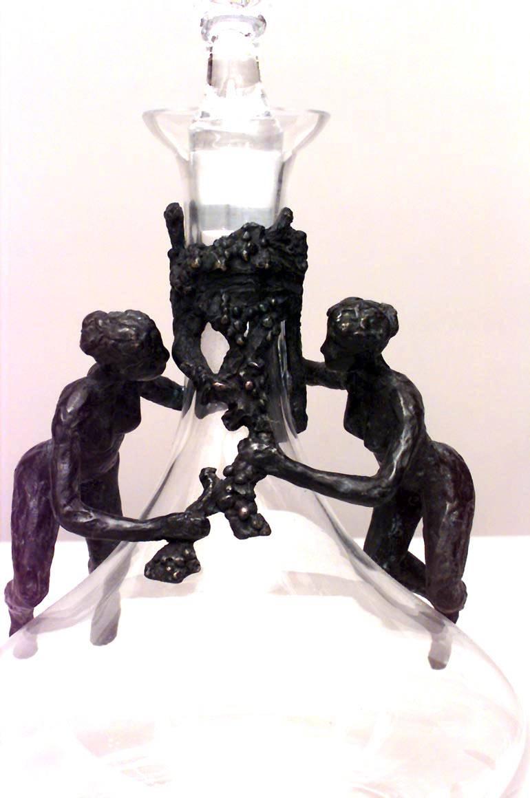2 French Crystal Decanter With Bronze Figures In Good Condition For Sale In New York, NY