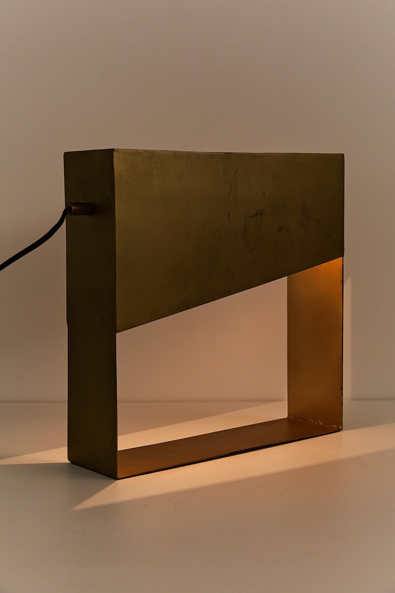 French Sculptural Lamp (Europäisch) im Angebot