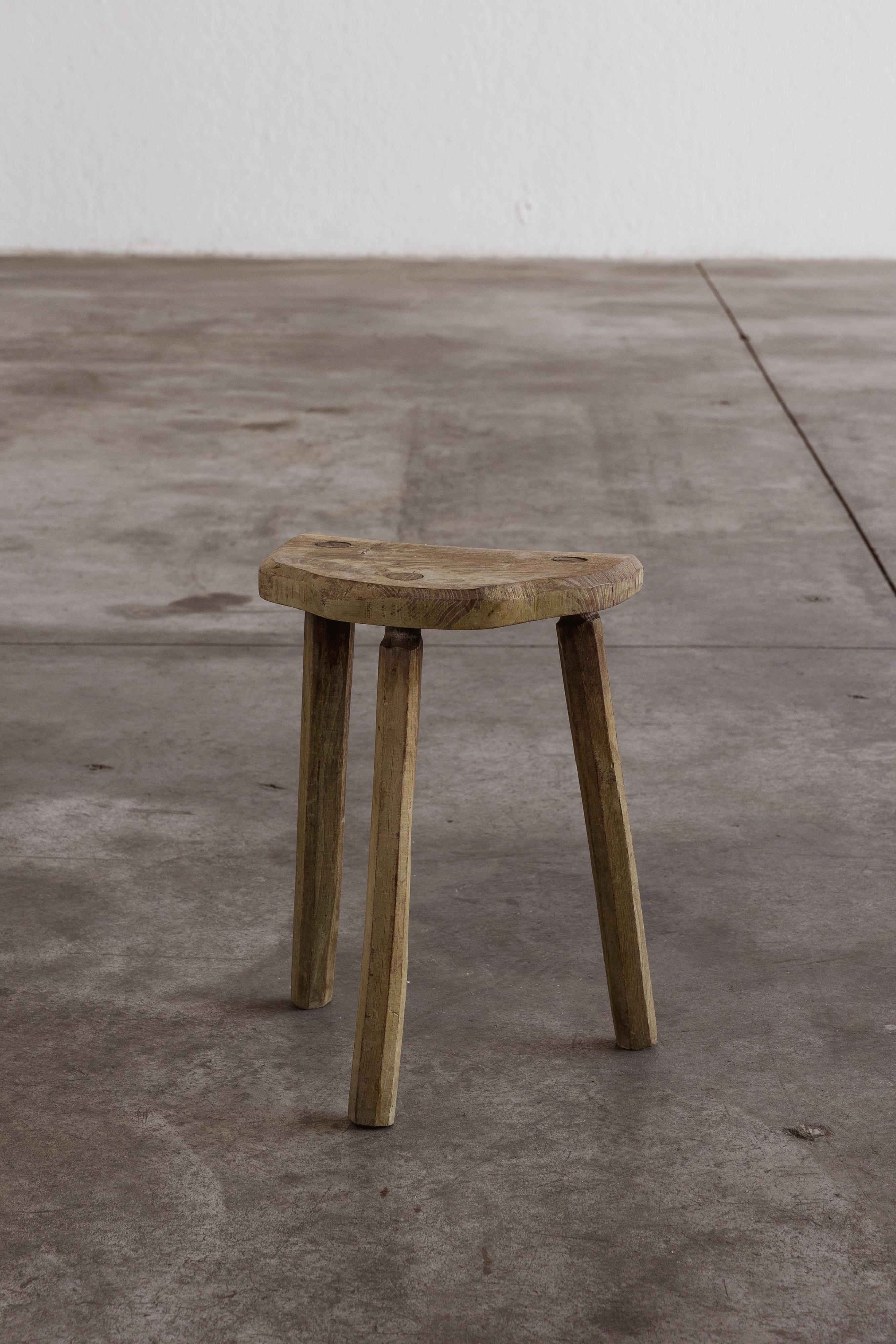Francese French Sculptural Primitive Stools, 1960, Set of 5 in vendita