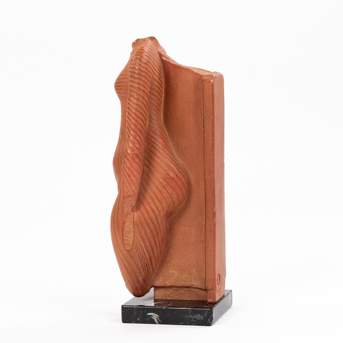 French Sculpture in Terracotta of an Antique Female Torso on Black Marble 1970s For Sale 1