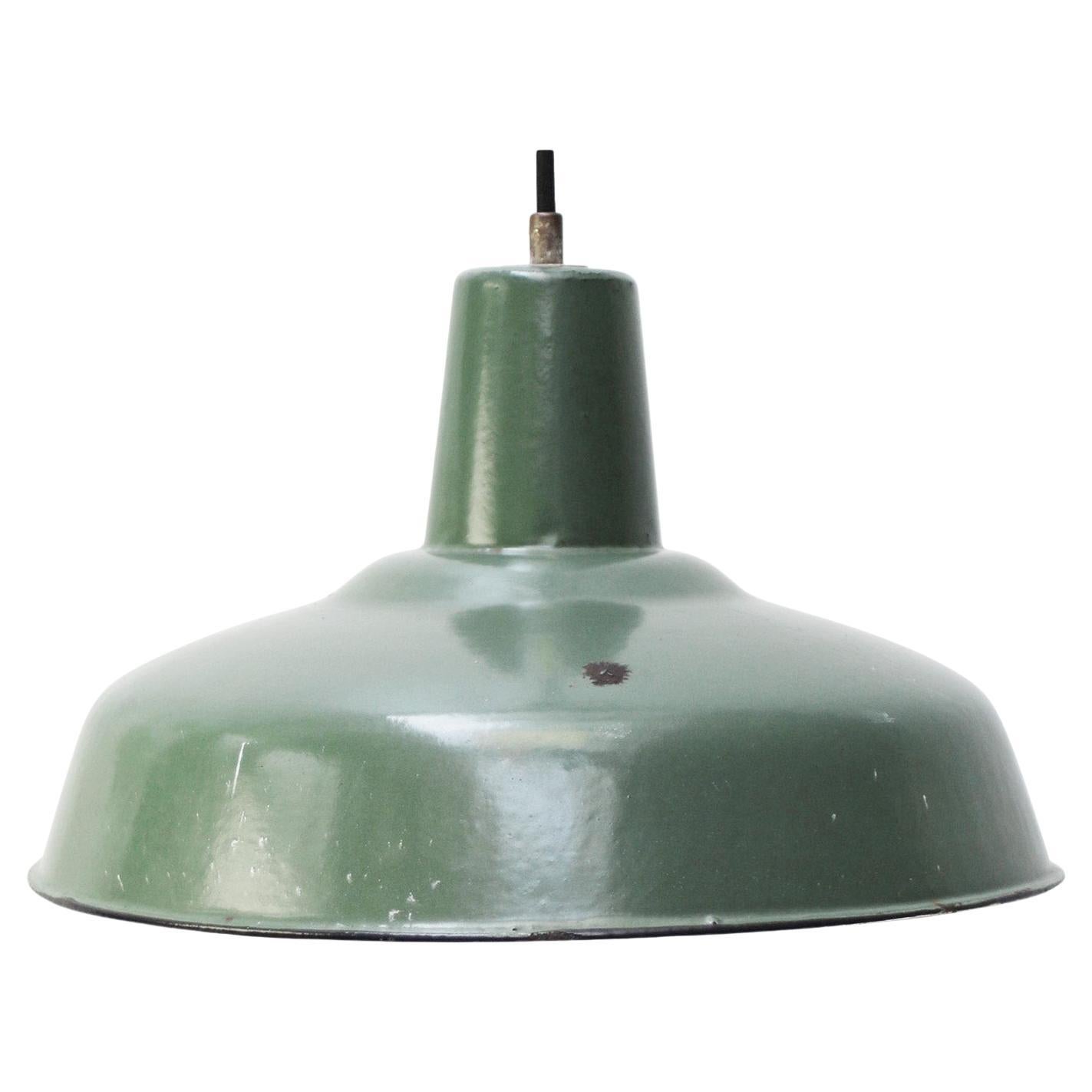 Lampada a sospensione industriale d'epoca con smalto verde mare francese in vendita