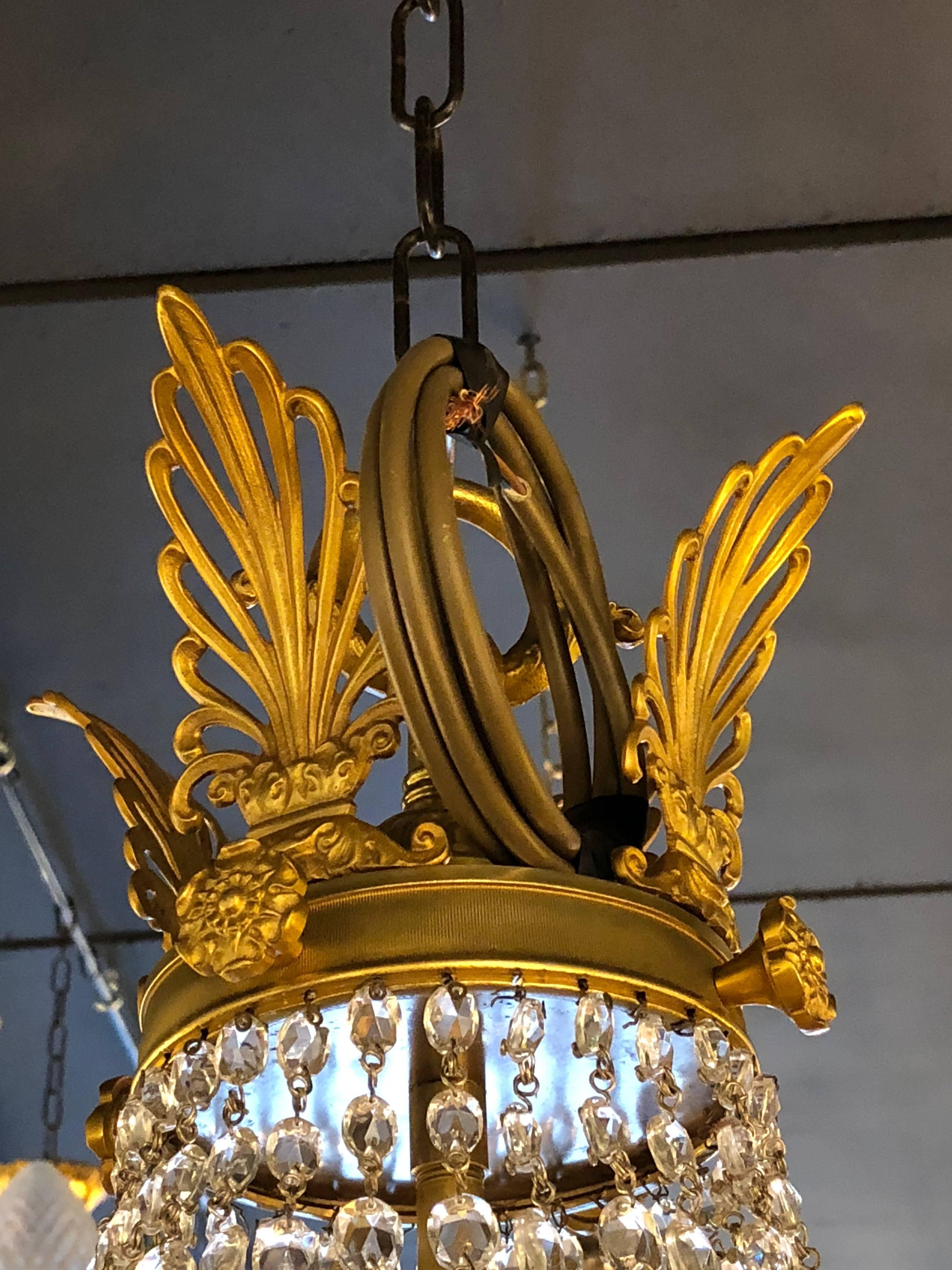 French Second Empire Gilt Bronze Chandelier with 4 x 2 Arms In Excellent Condition For Sale In Heemskerk, Noord Holland
