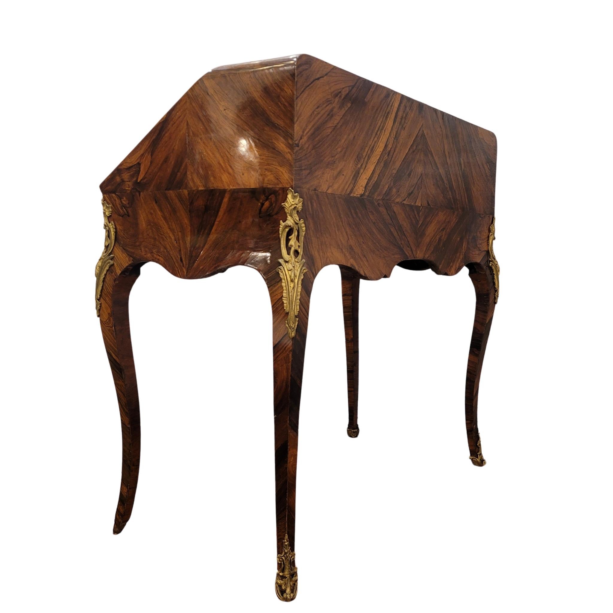 Hand-Crafted French Secretaire , Bureau à pente / d’âne  Louis XV For Sale