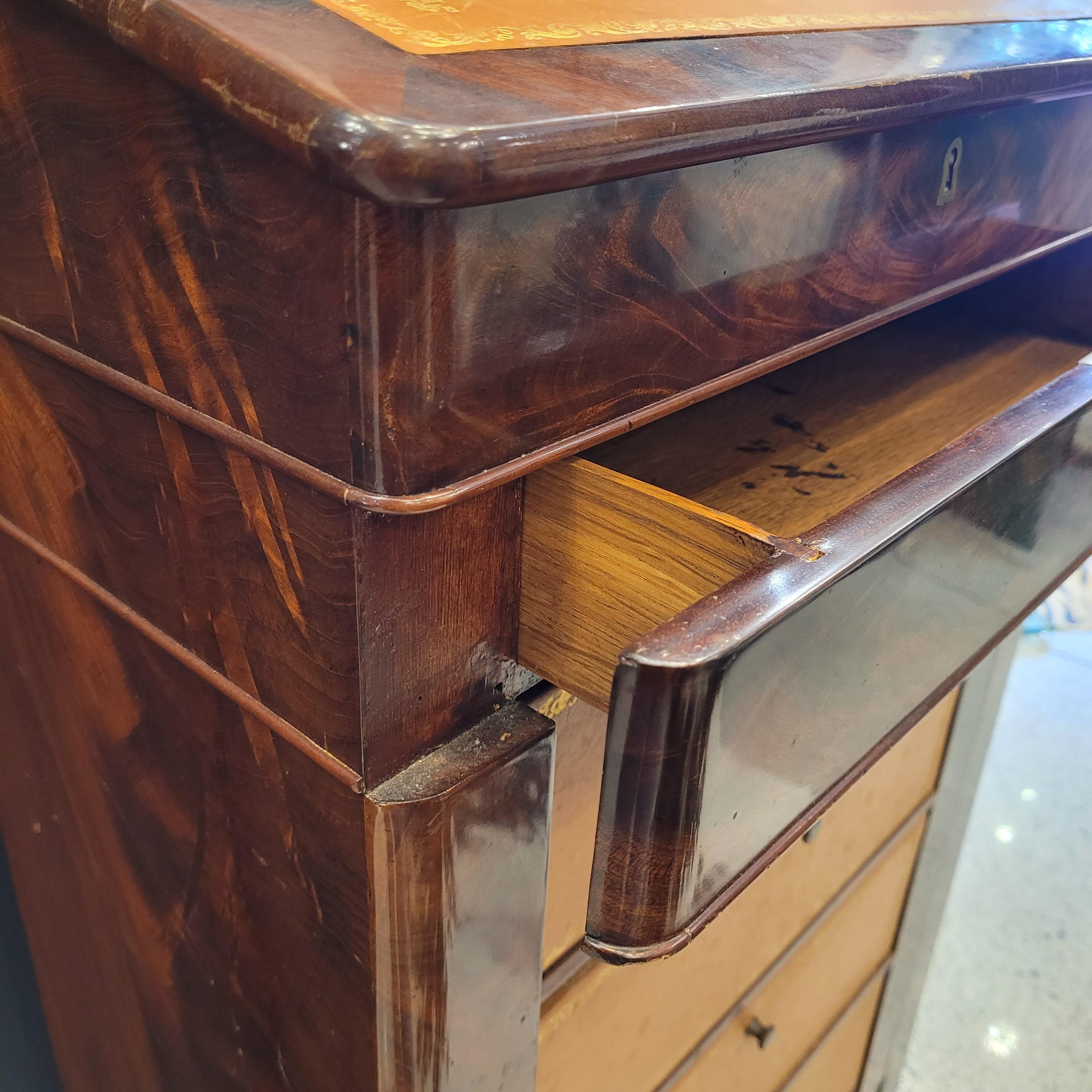 French Secretaire Cartonnier, Transition , wood leather For Sale 5