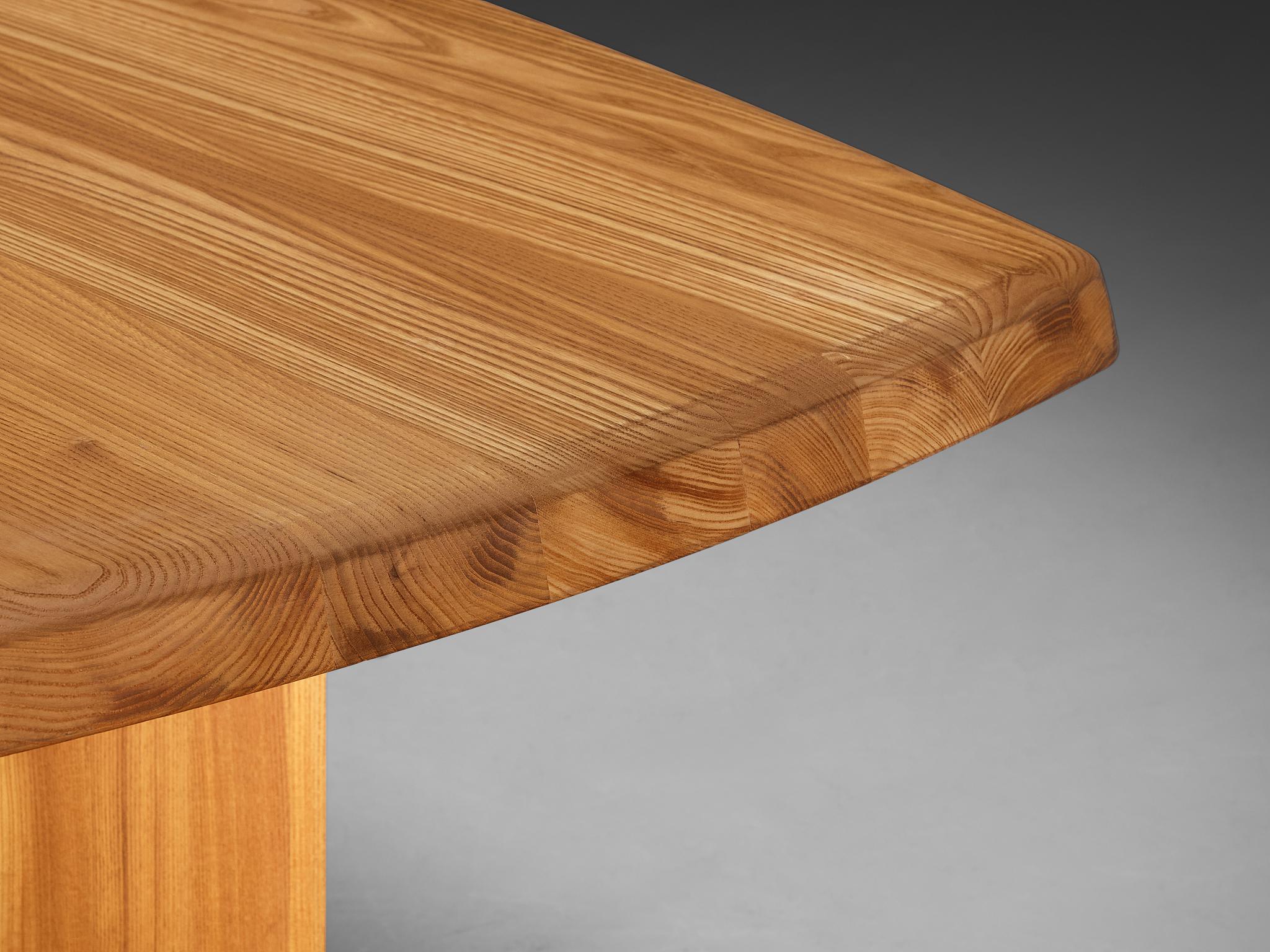 Late 20th Century French Seltz Dining Table in Solid Elm