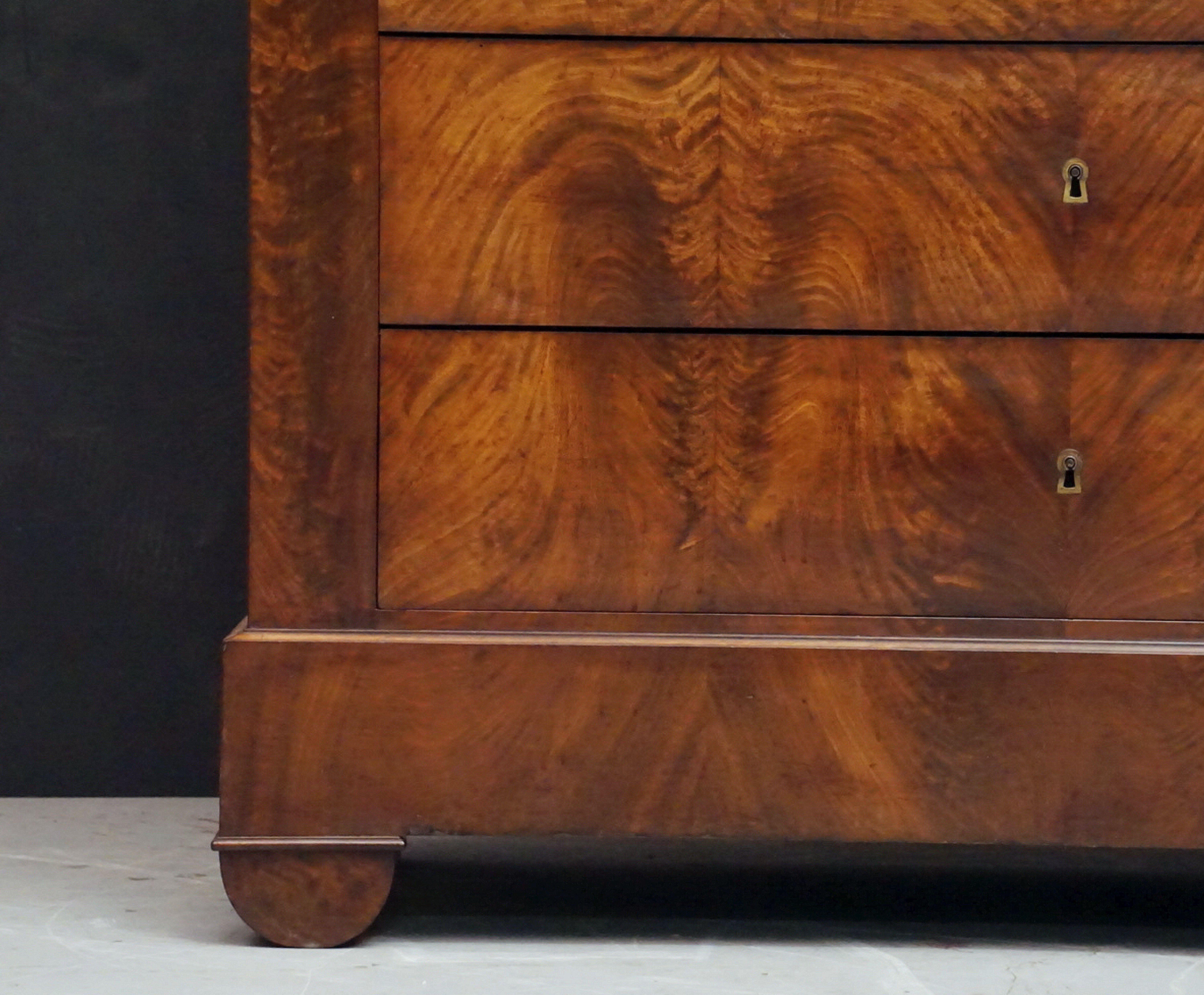 French Semainier or Tall Chest of Mahogany with Marble Top 4