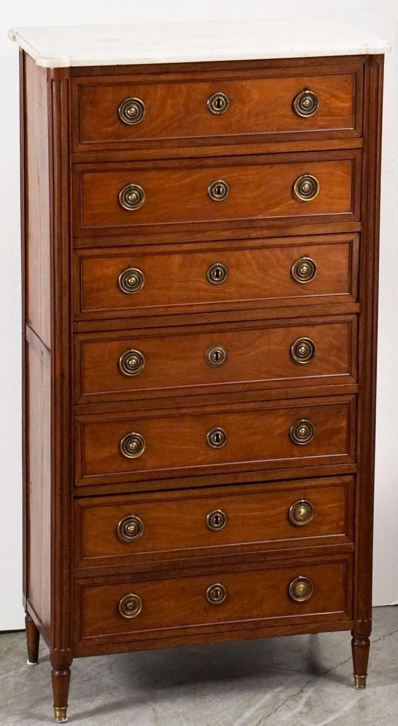 French Semainier or Tall Chest of Mahogany with Marble Top In Good Condition For Sale In Austin, TX