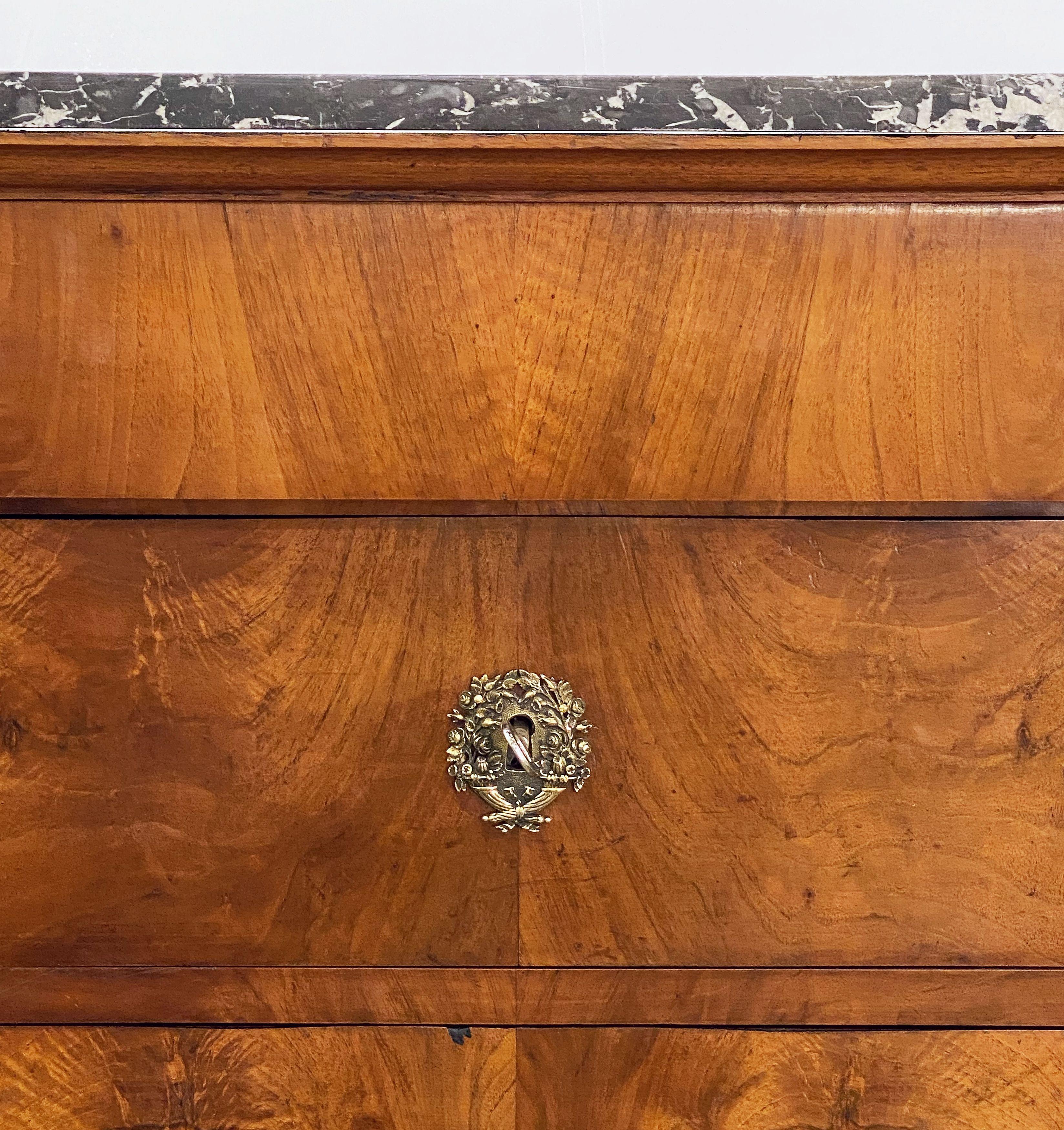 French Semainier or Tall Chest of Walnut with Marble Top For Sale 5
