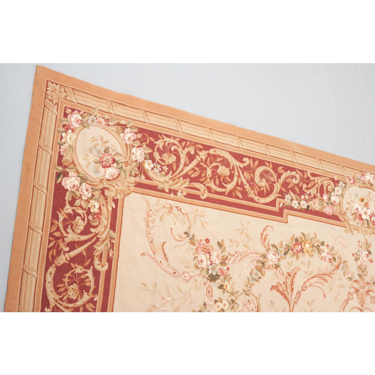 French Semi-Antique Aubusson Needlepoint Rug In Good Condition For Sale In Baton Rouge, LA