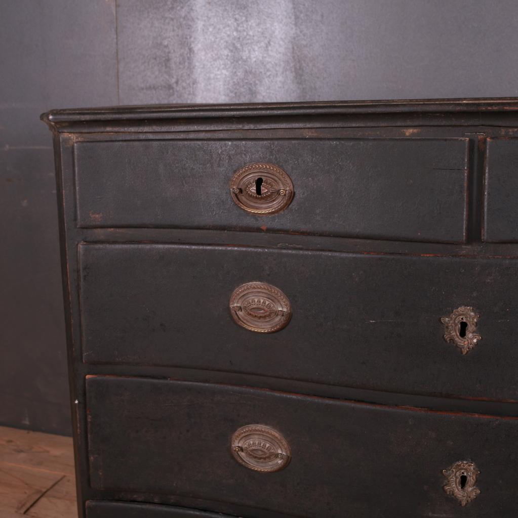 19th Century French Serpentine Commode