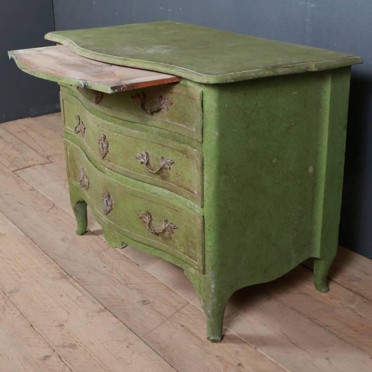 French Serpentine Commode For Sale at 1stdibs