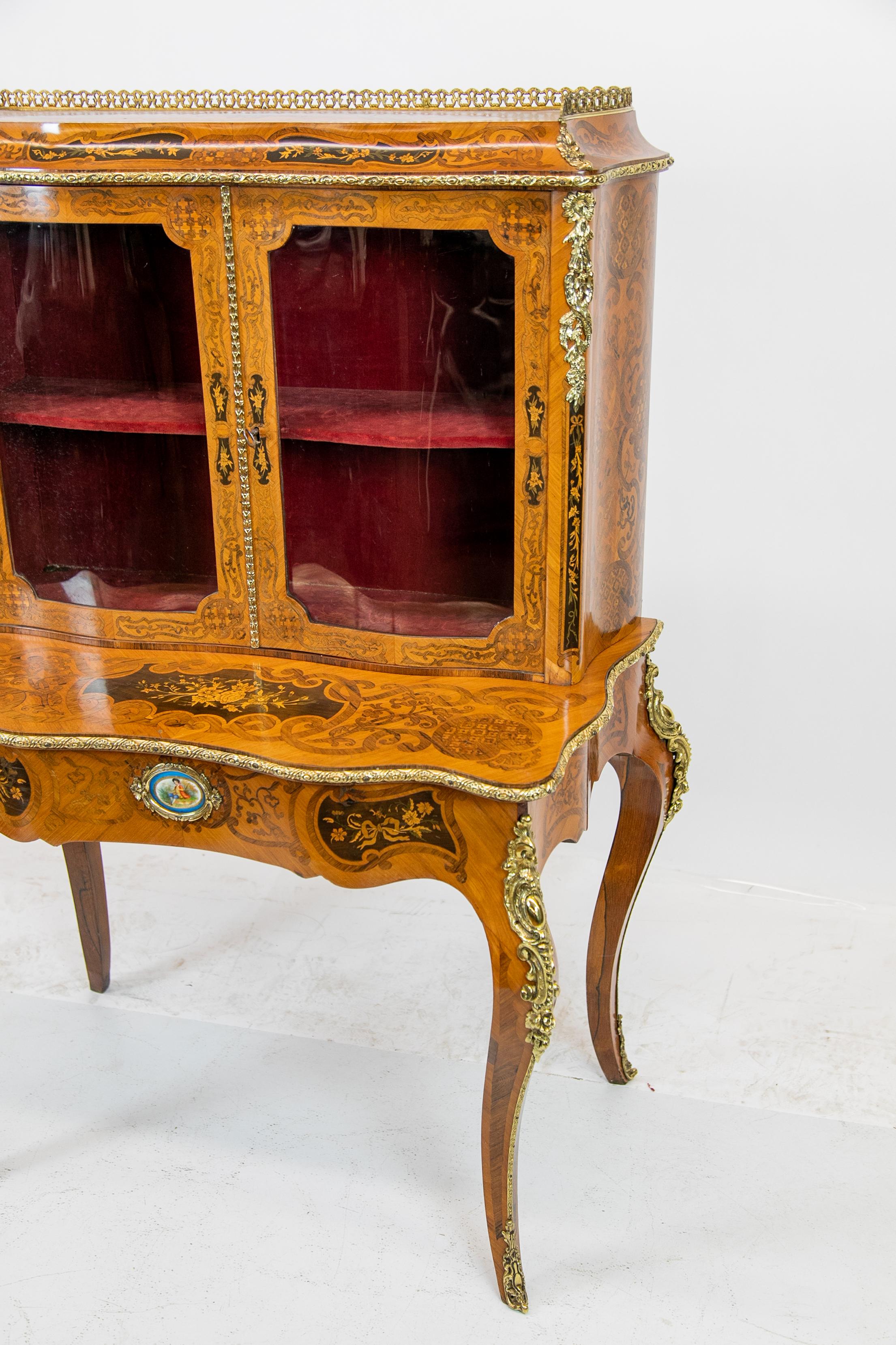 Mid-19th Century French Serpentine Marquetry Inlaid Display Cabinet For Sale