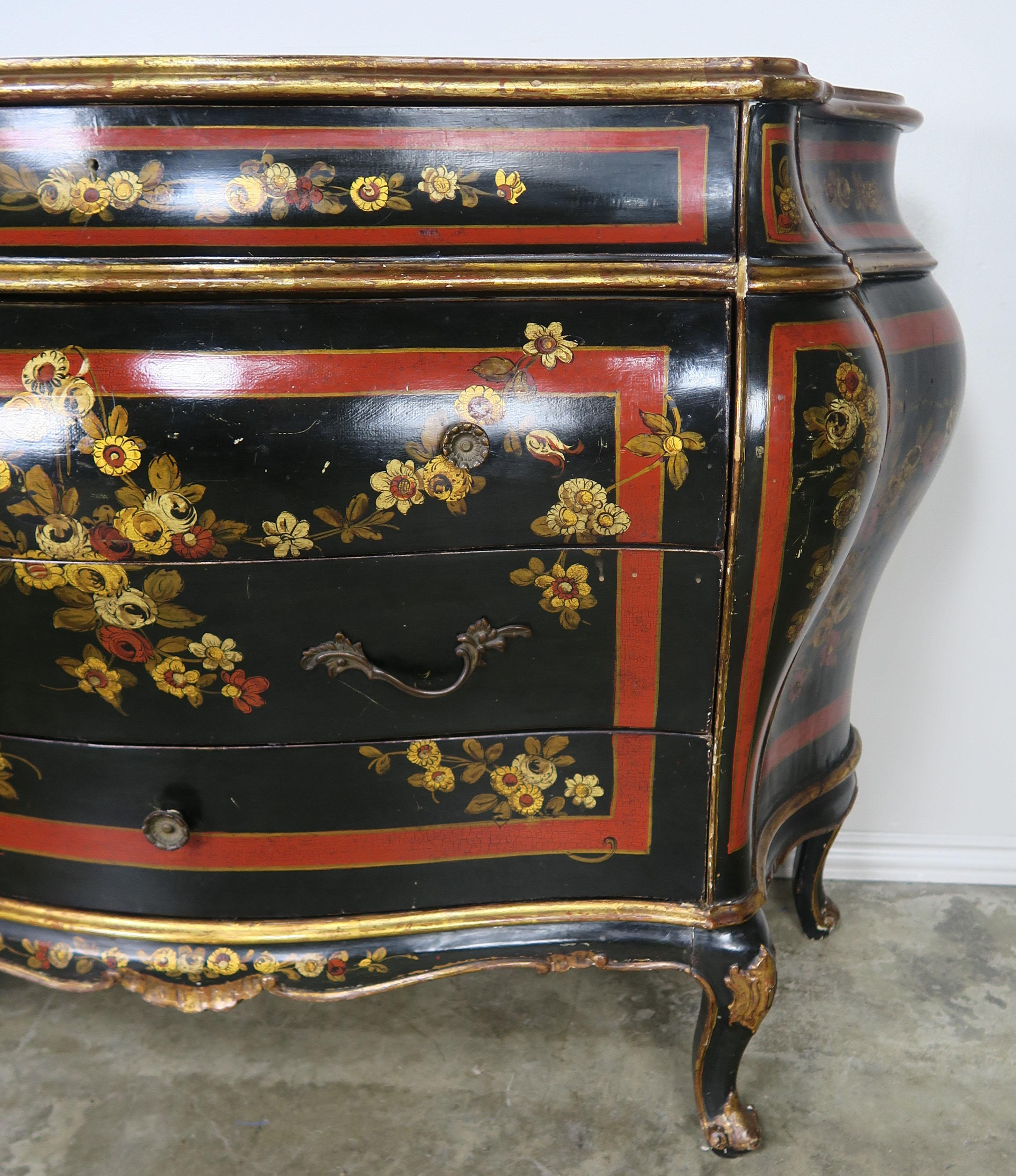 Louis XV French Serpentine Shaped Chinoiserie Painted Chest of Drawers, circa 1930s