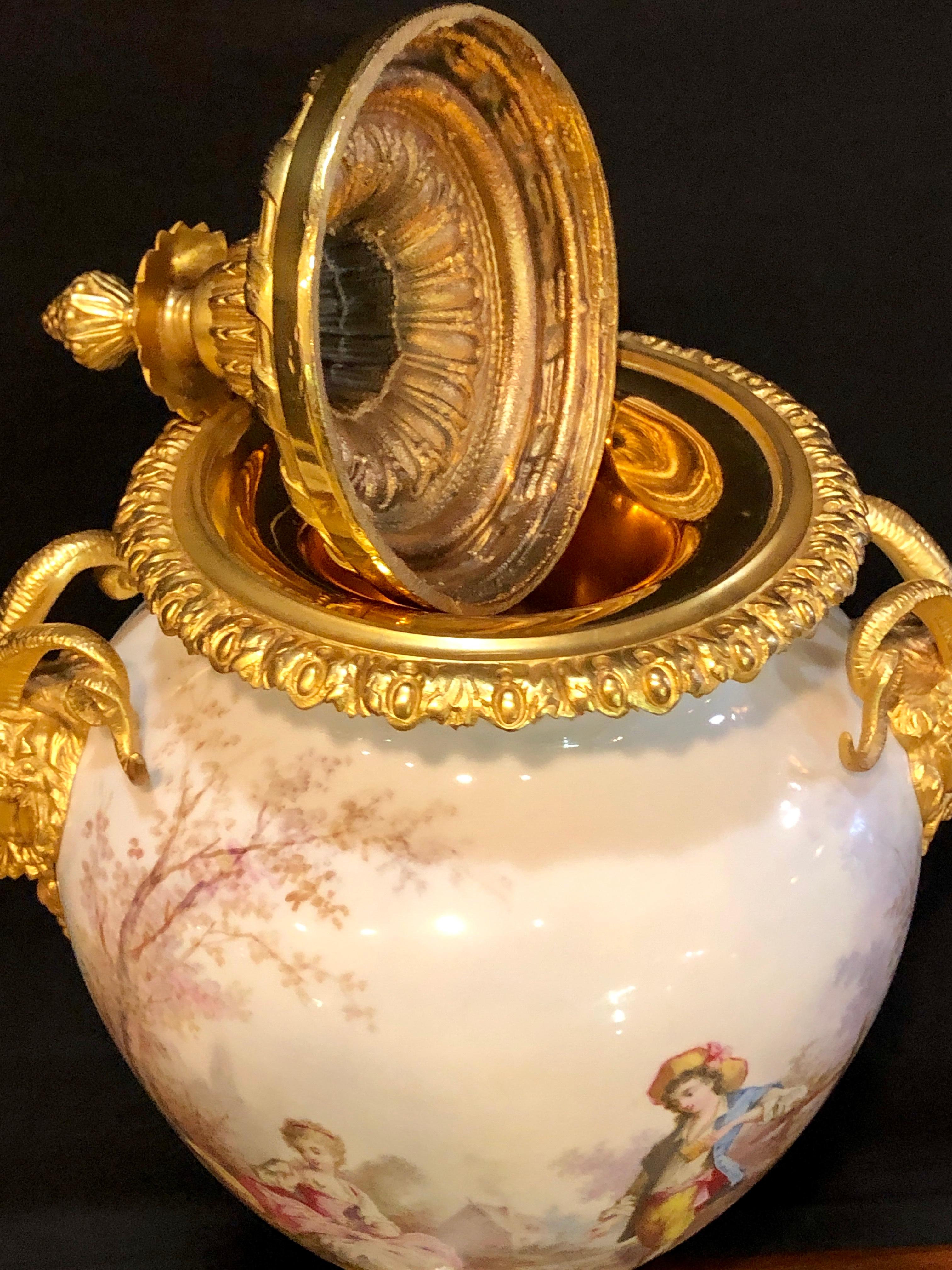French Serves Painted Rams Head Bronze Mounted Lidded Vase, Centerpiece or Urn In Good Condition For Sale In Stamford, CT