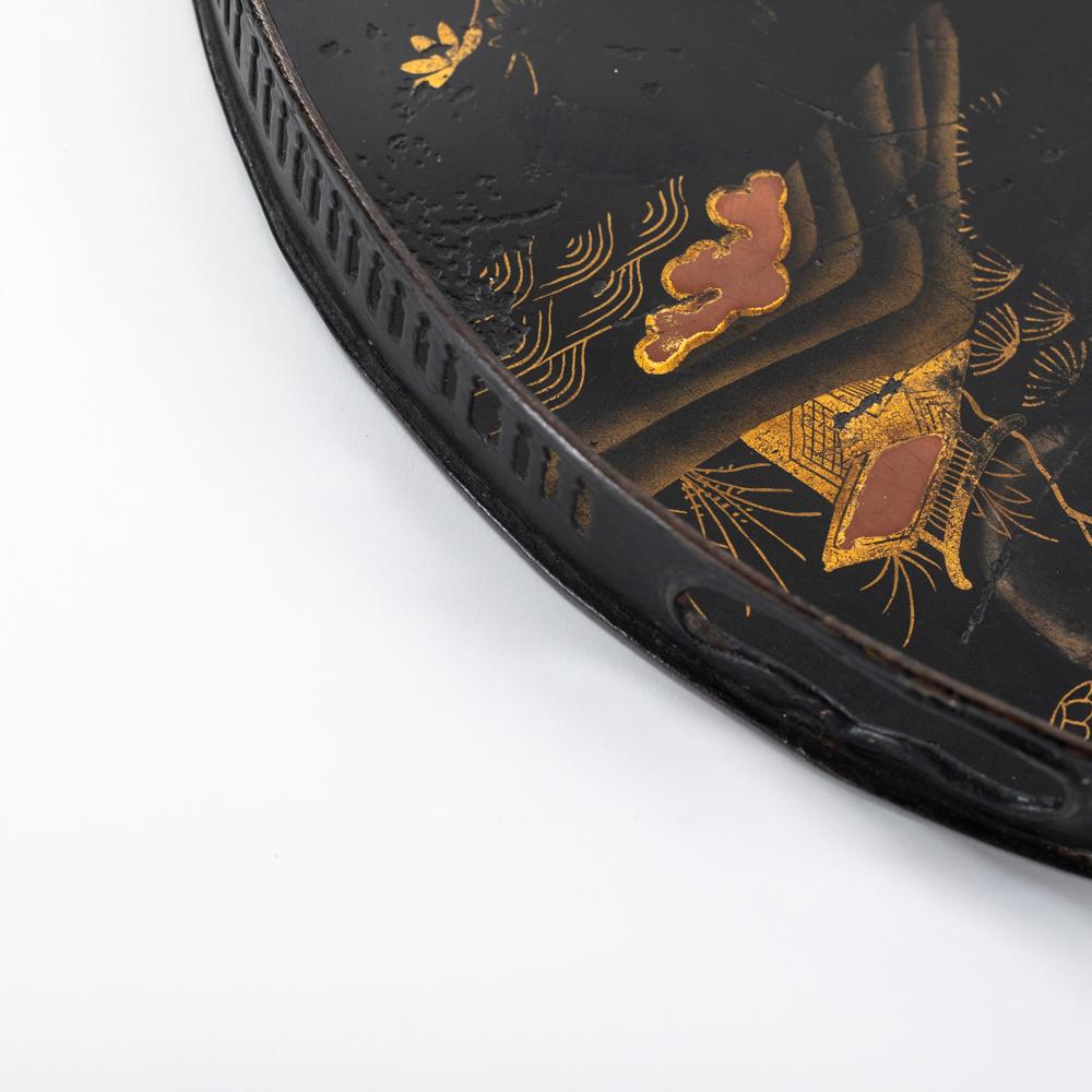 Plateau de service français avec peinture de chinoiseries sur métal noir, début du 19e siècle en vente 7