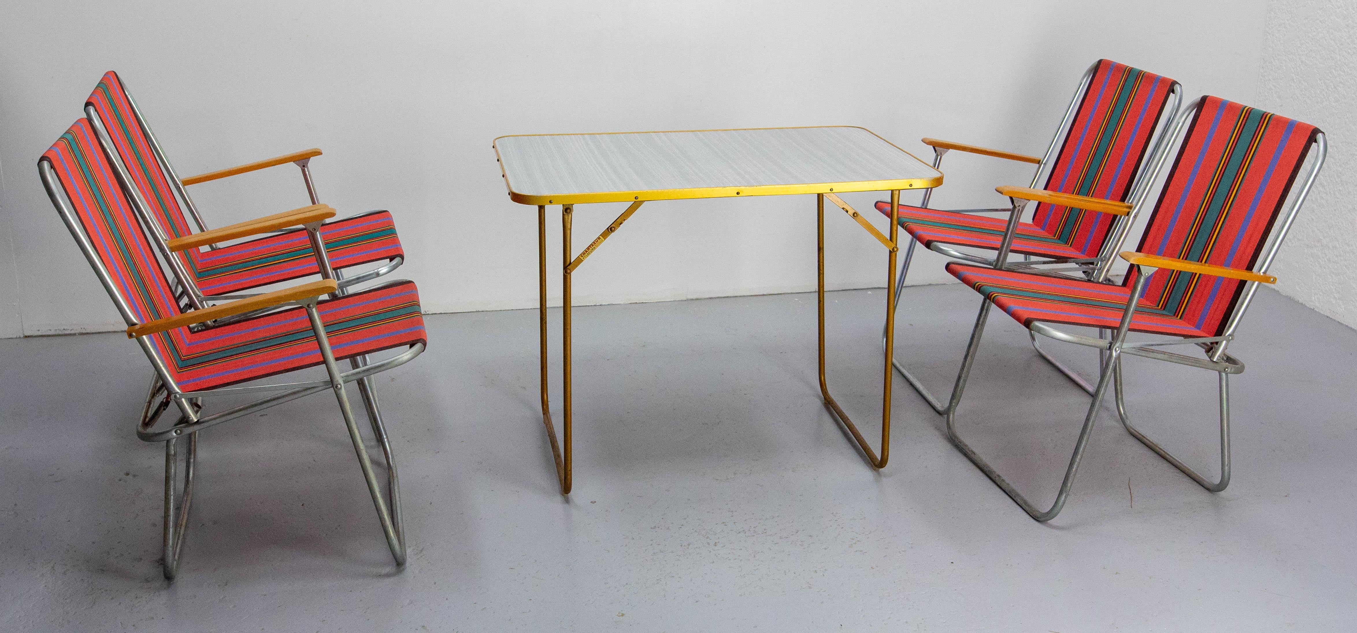 Mid-Century Modern French Set Folding Camping Four Chairs and Table Patio Garden Mid-Century For Sale