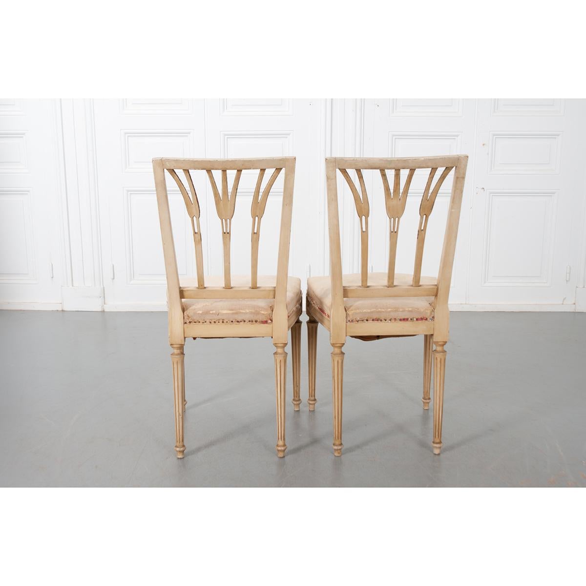 French Set of 10 Louis XVI-Style Dining Chairs 4