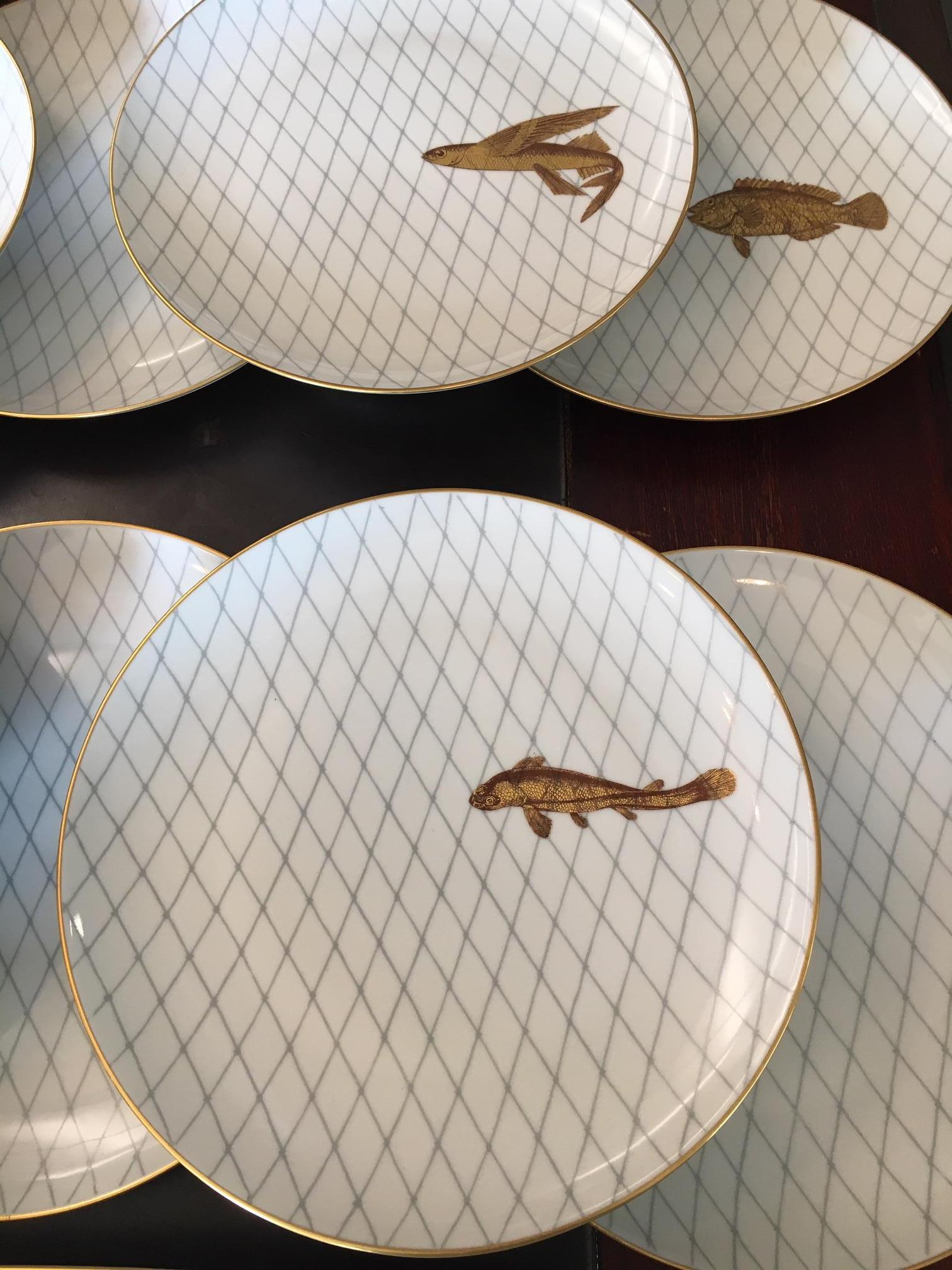 French Set of 12 Golden Plates or Platter Limoges Bernardaud Fish Service, 1950s 4