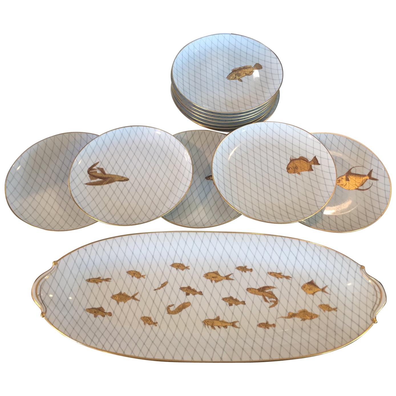 French Set of 12 Golden Plates or Platter Limoges Bernardaud Fish Service, 1950s