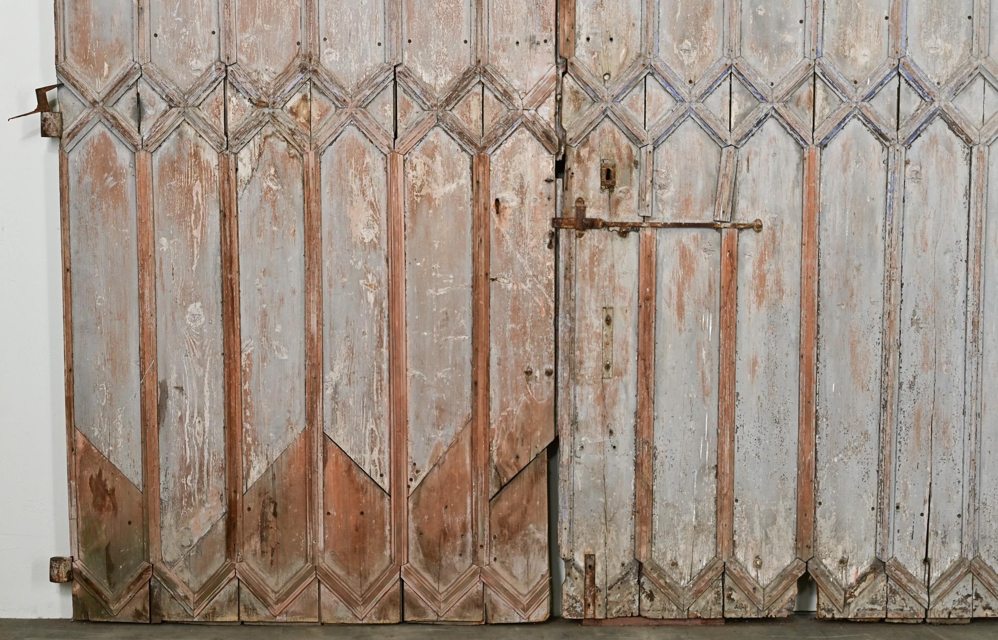 French Set of 19th Century Entry Doors In Good Condition For Sale In Baton Rouge, LA
