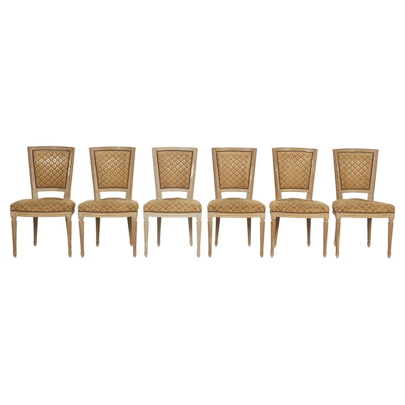 Ensemble français de (6) chaises de salle à manger de style Louis XVI peintes à l'origine, non restaurées