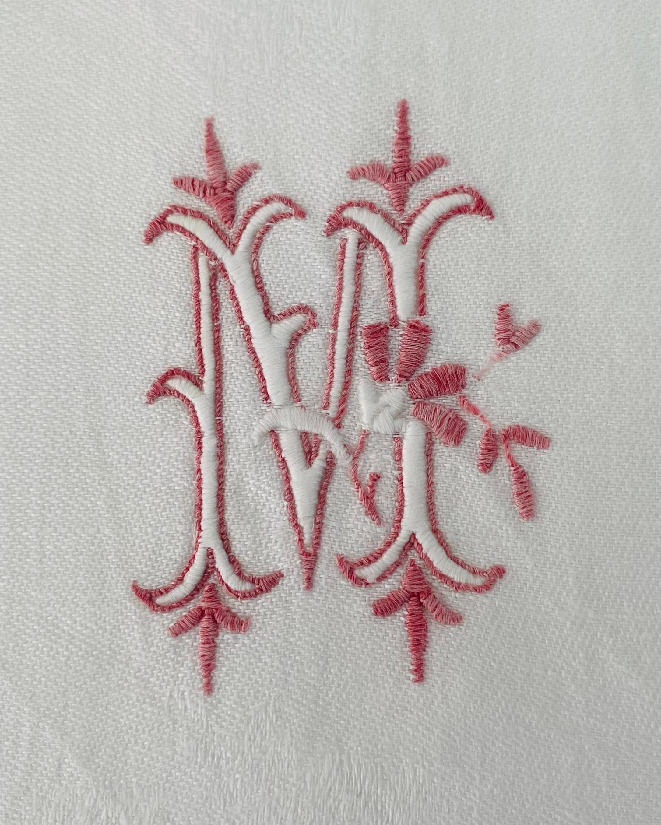  French Set of 6 napkins & tablecloth damask linen embroidered monograms - 1900 For Sale 2