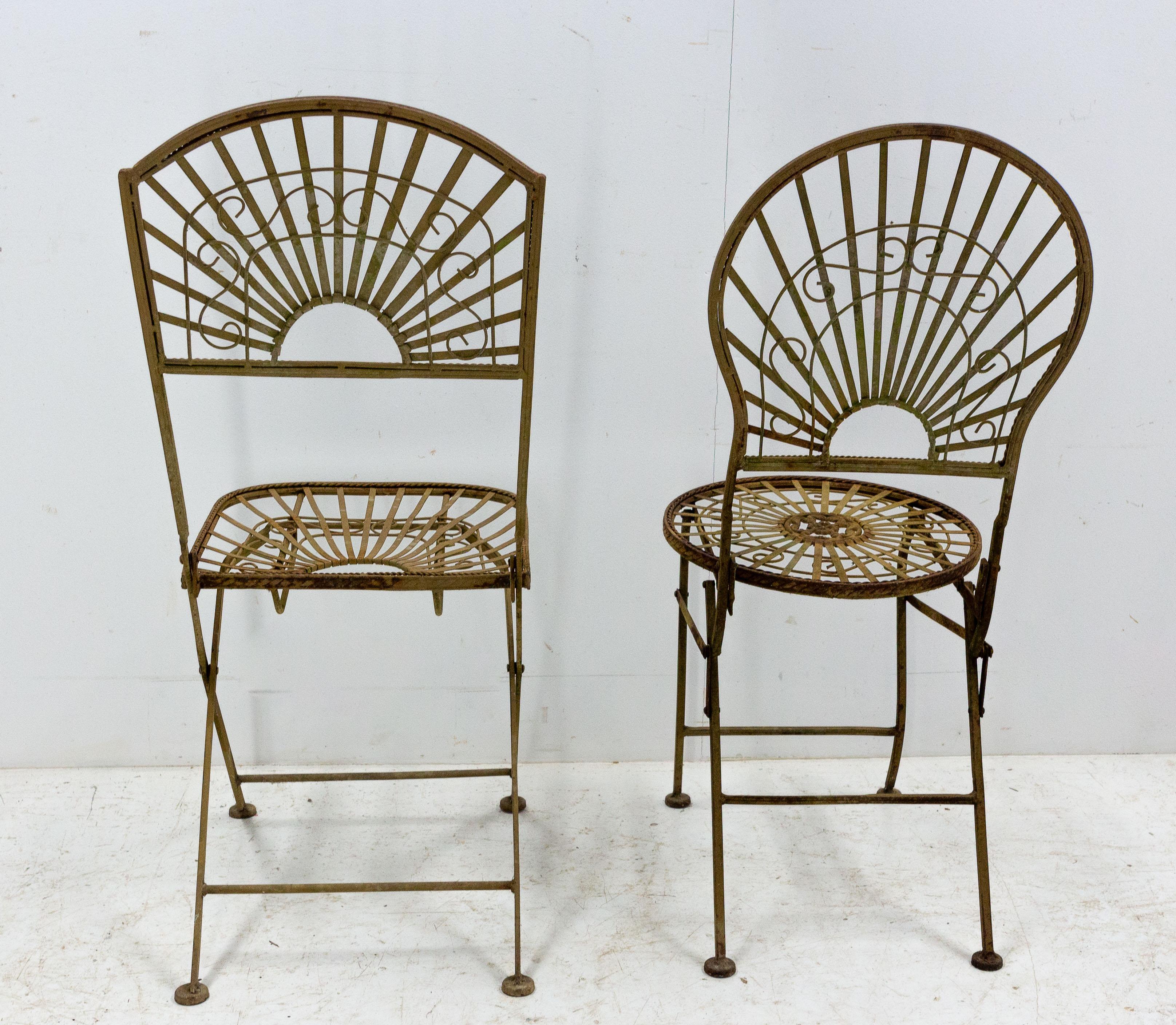 Mid-20th Century French Set of Four Iron Chairs and Table for Patio and Garden Mid-Century For Sale
