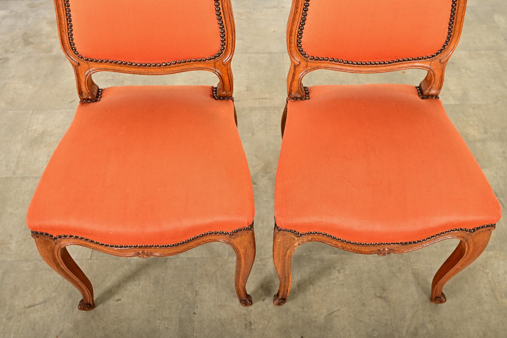 Set francese di nove sedie da pranzo in stile Luigi XV in vendita 7