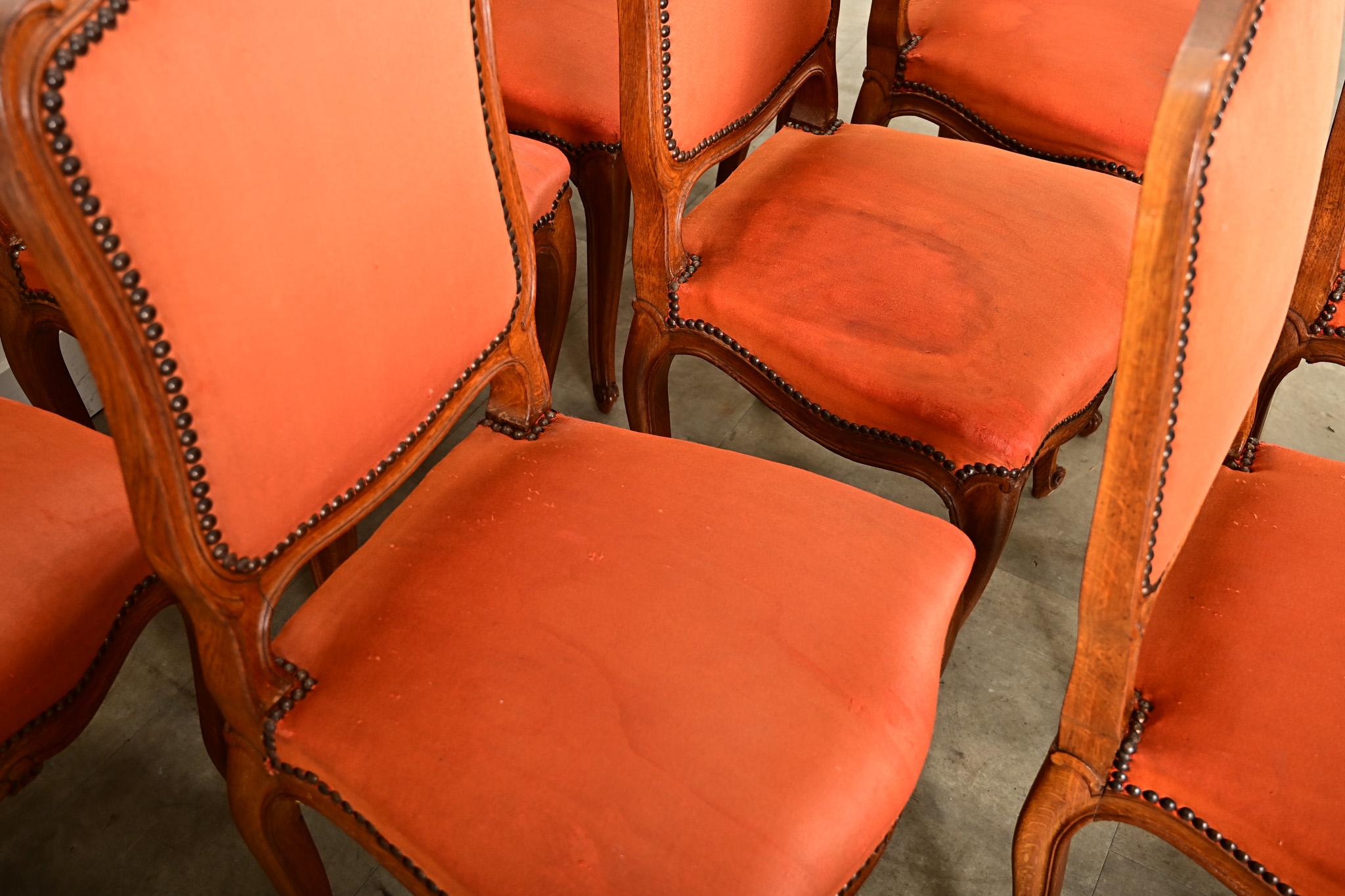 XX secolo Set francese di nove sedie da pranzo in stile Luigi XV in vendita