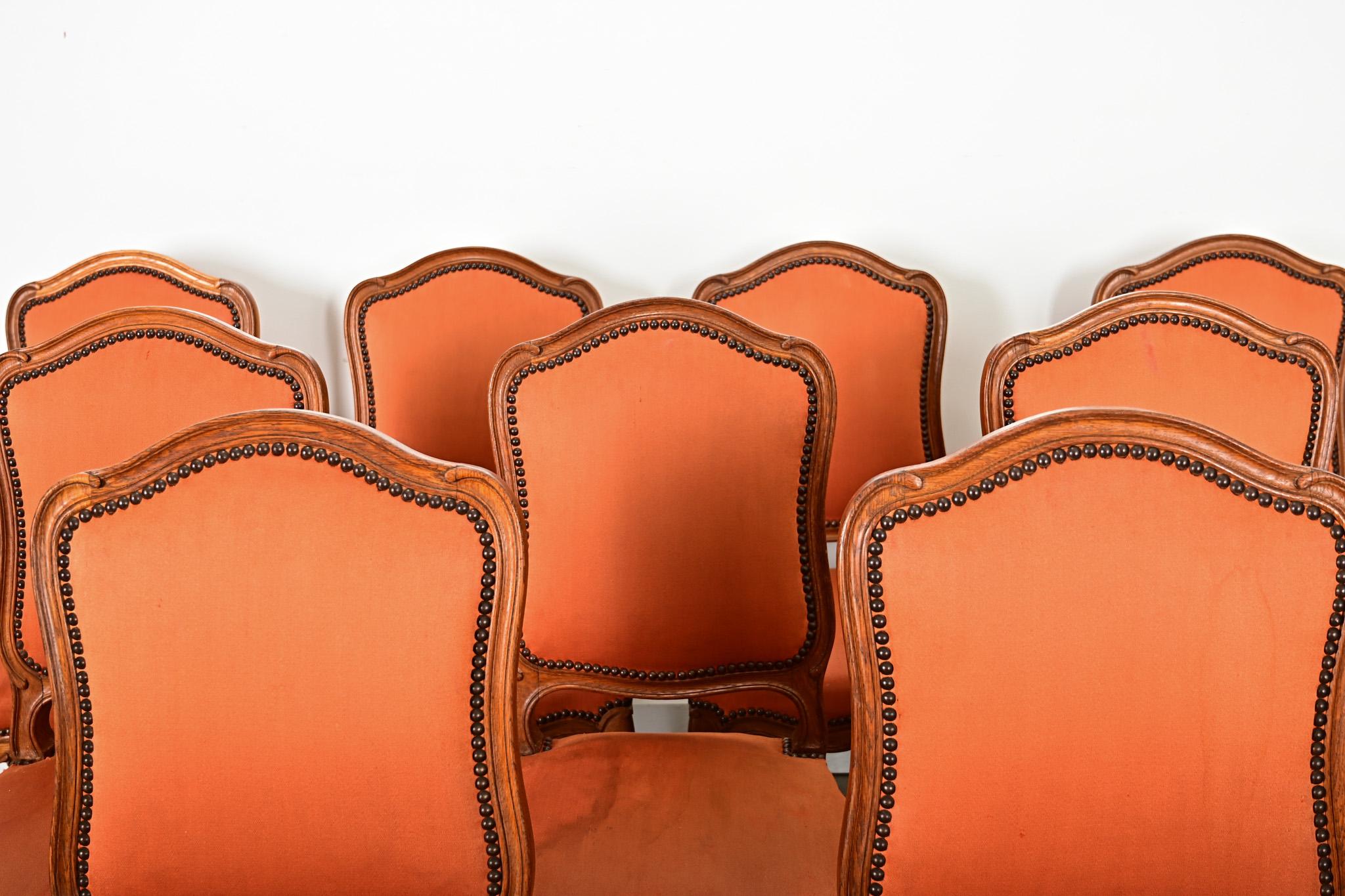 Set francese di nove sedie da pranzo in stile Luigi XV in vendita 2