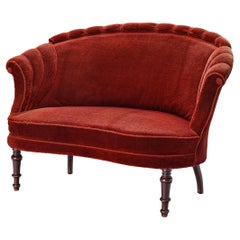 French Settee in Red Velvet Upholstery 