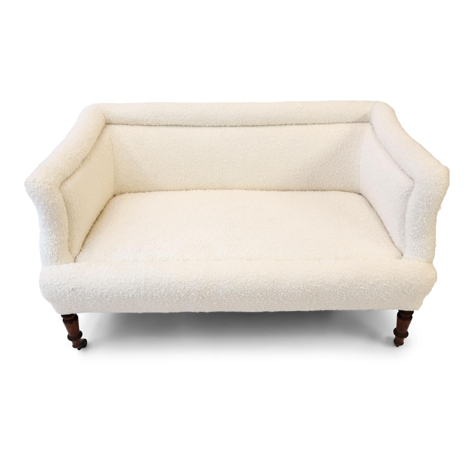 French Settee Upholstered in White Wool Bouclé 4