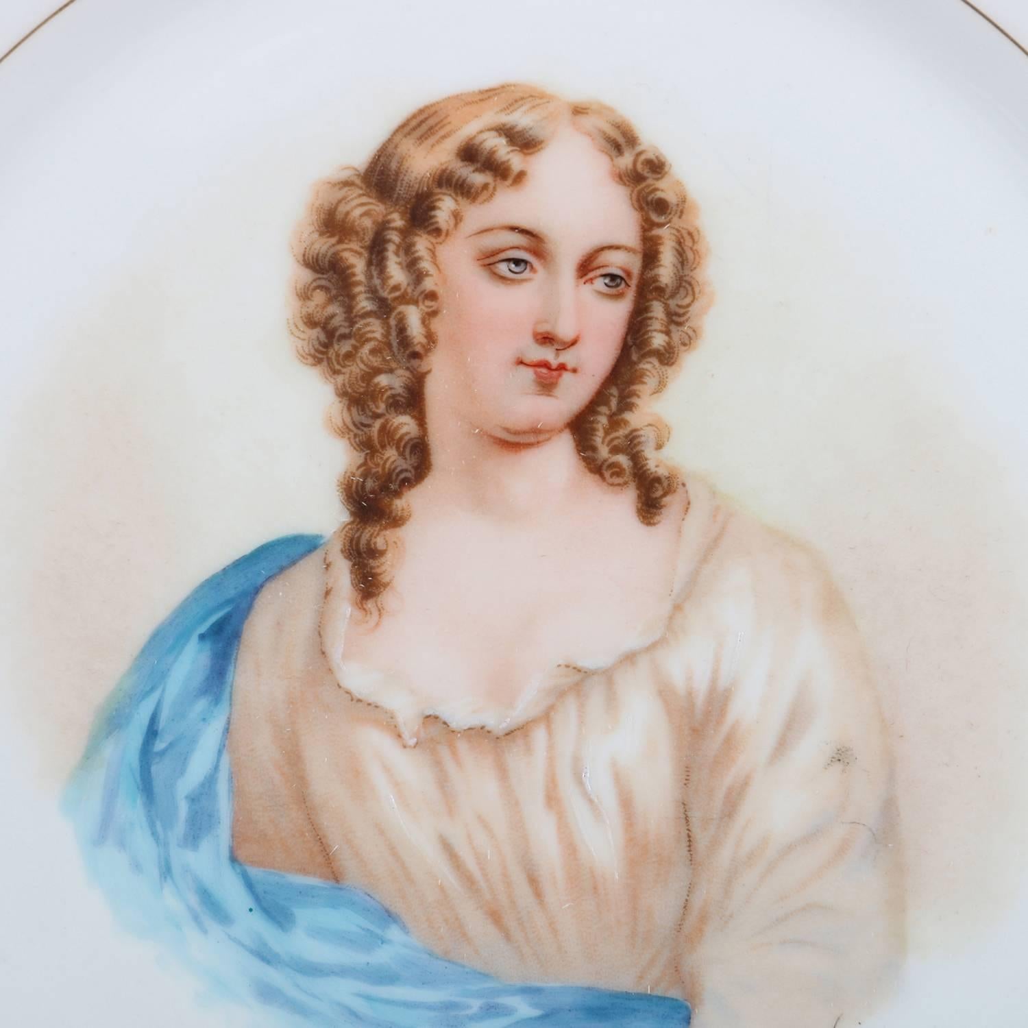 French Sevres Painted and Gilt Portrait Plate Madame de Pavalliere, 19th Century In Good Condition In Big Flats, NY