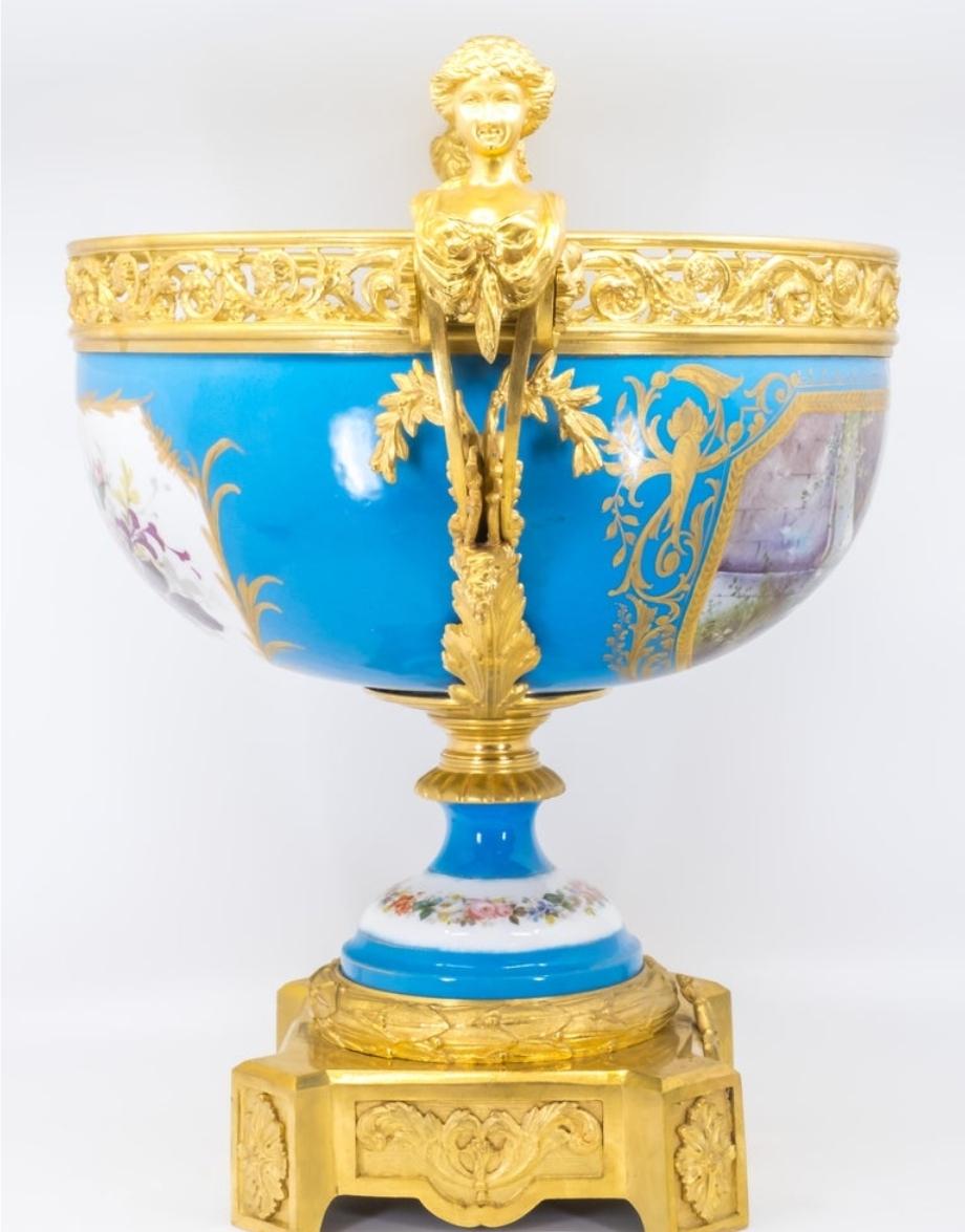 French Sèvres Porcelain in Gilt Bronze Mount, Hand-Painted, France, 1771 For Sale 3