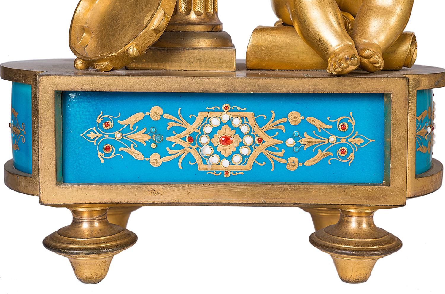 Ensemble d'horloges françaises de style Sèvres, XIXe siècle 6