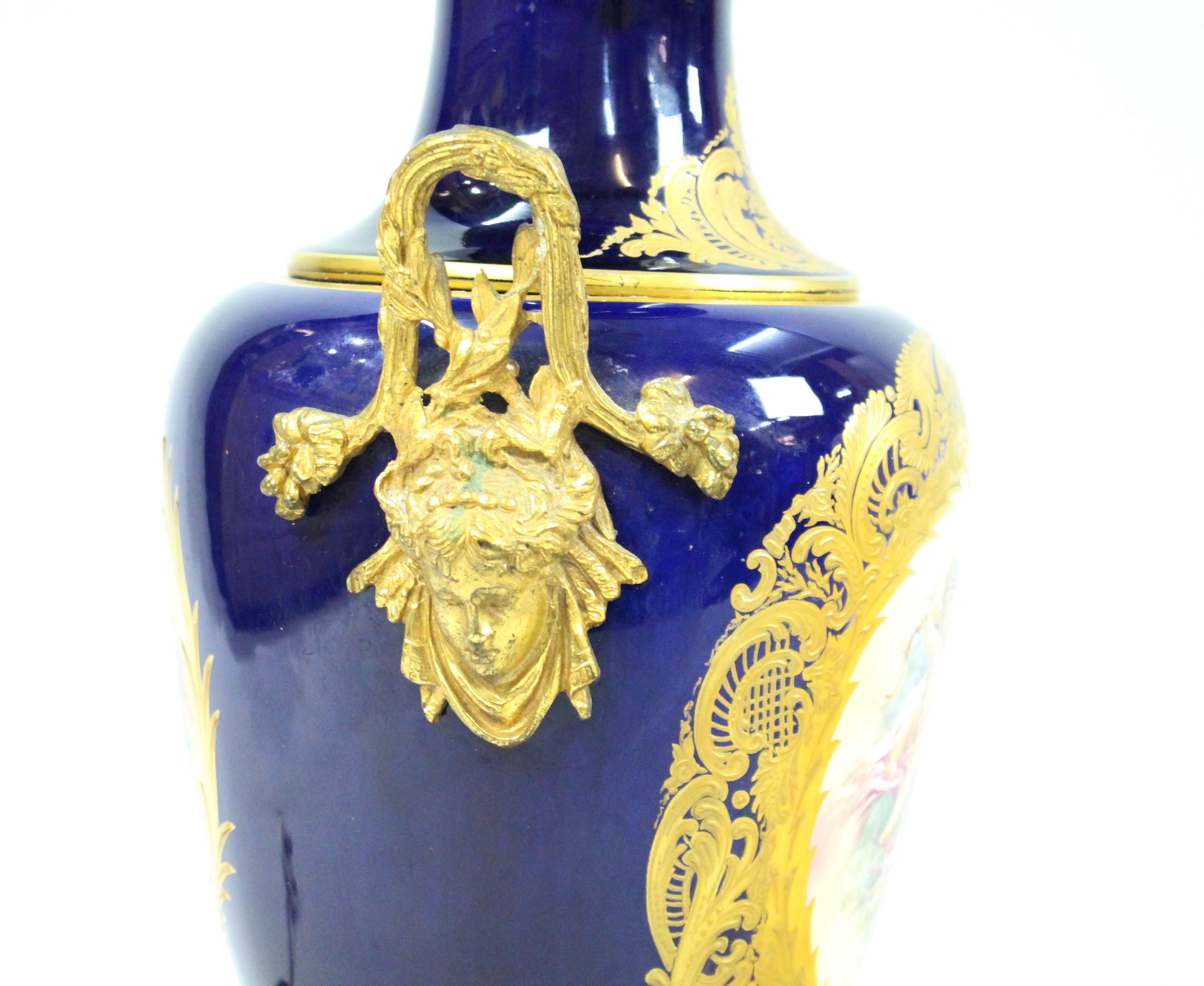 French Sèvres Style Cobalt Blue Table Lamp and Shade For Sale 4