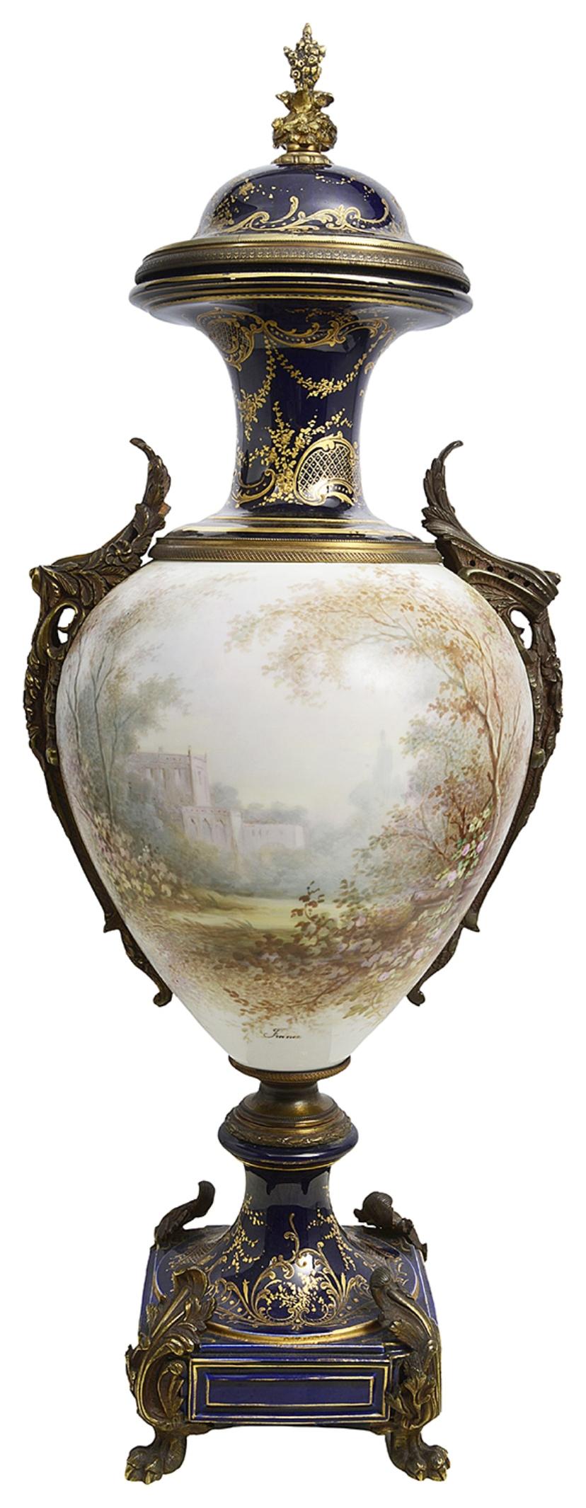 French Sevres Style Porcelain Vase In Good Condition For Sale In Brighton, Sussex