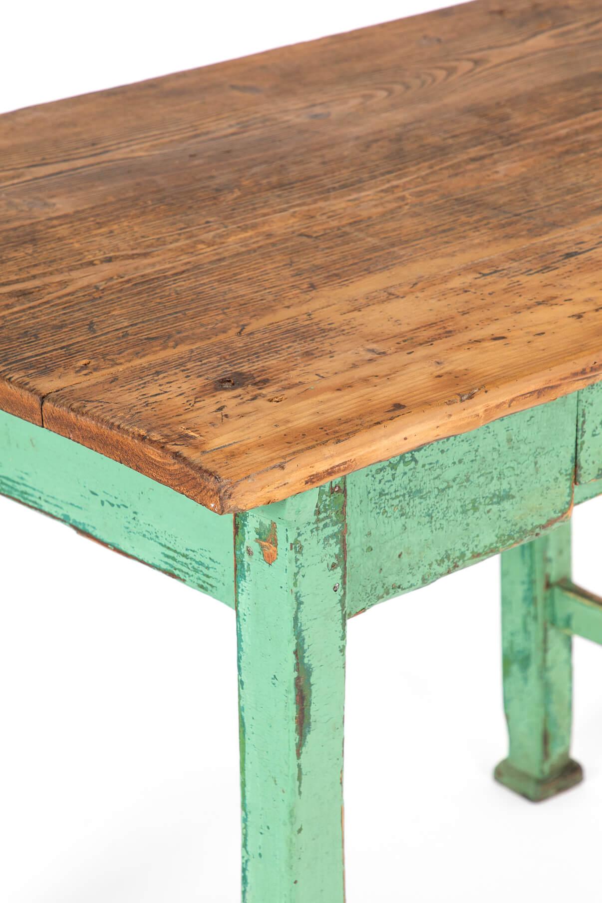 French Side Table in Green Paint For Sale 2