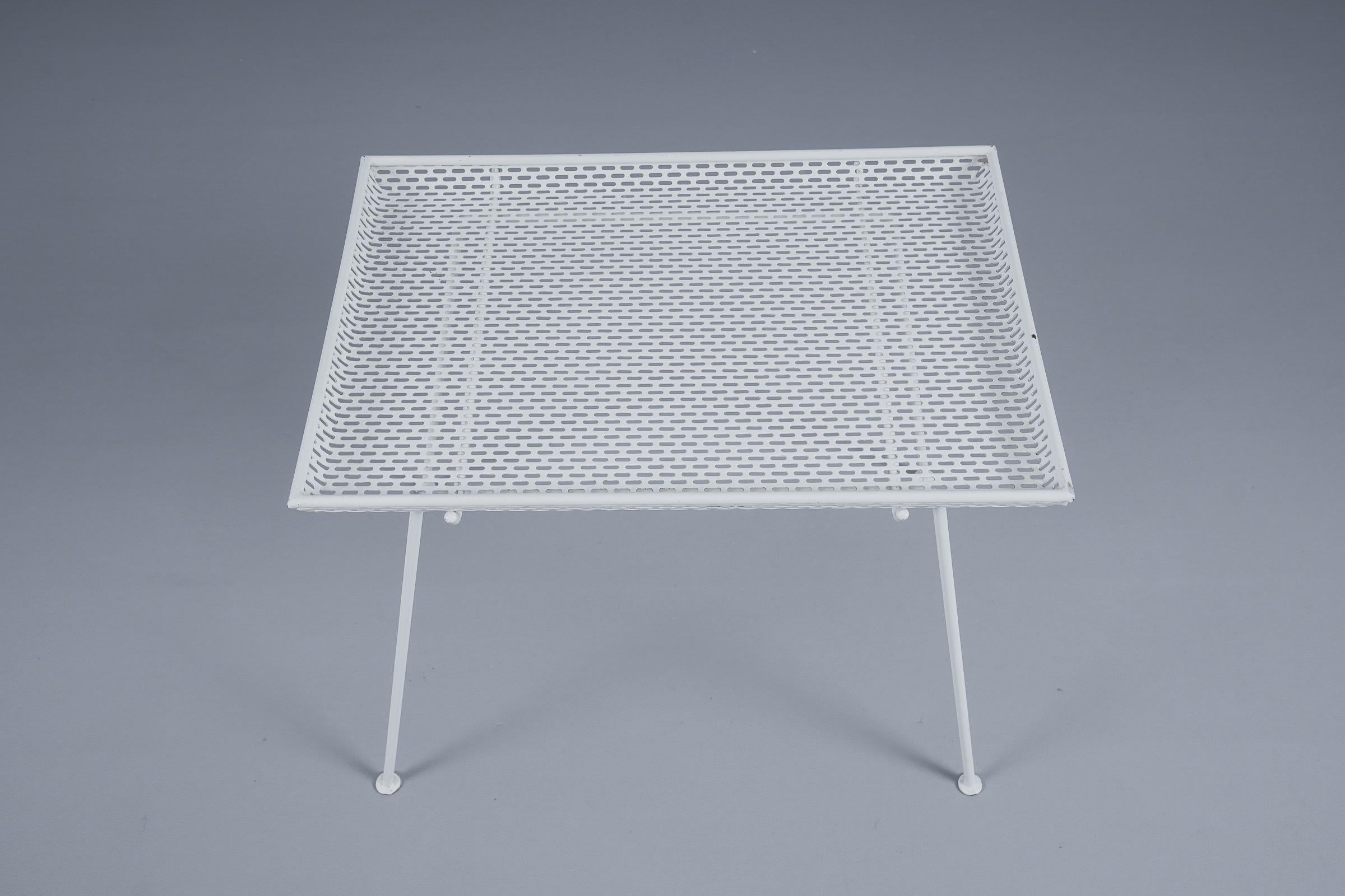 French Side Table in Perforated White Lacquered Metal With Removable Tray, 1950s For Sale 2
