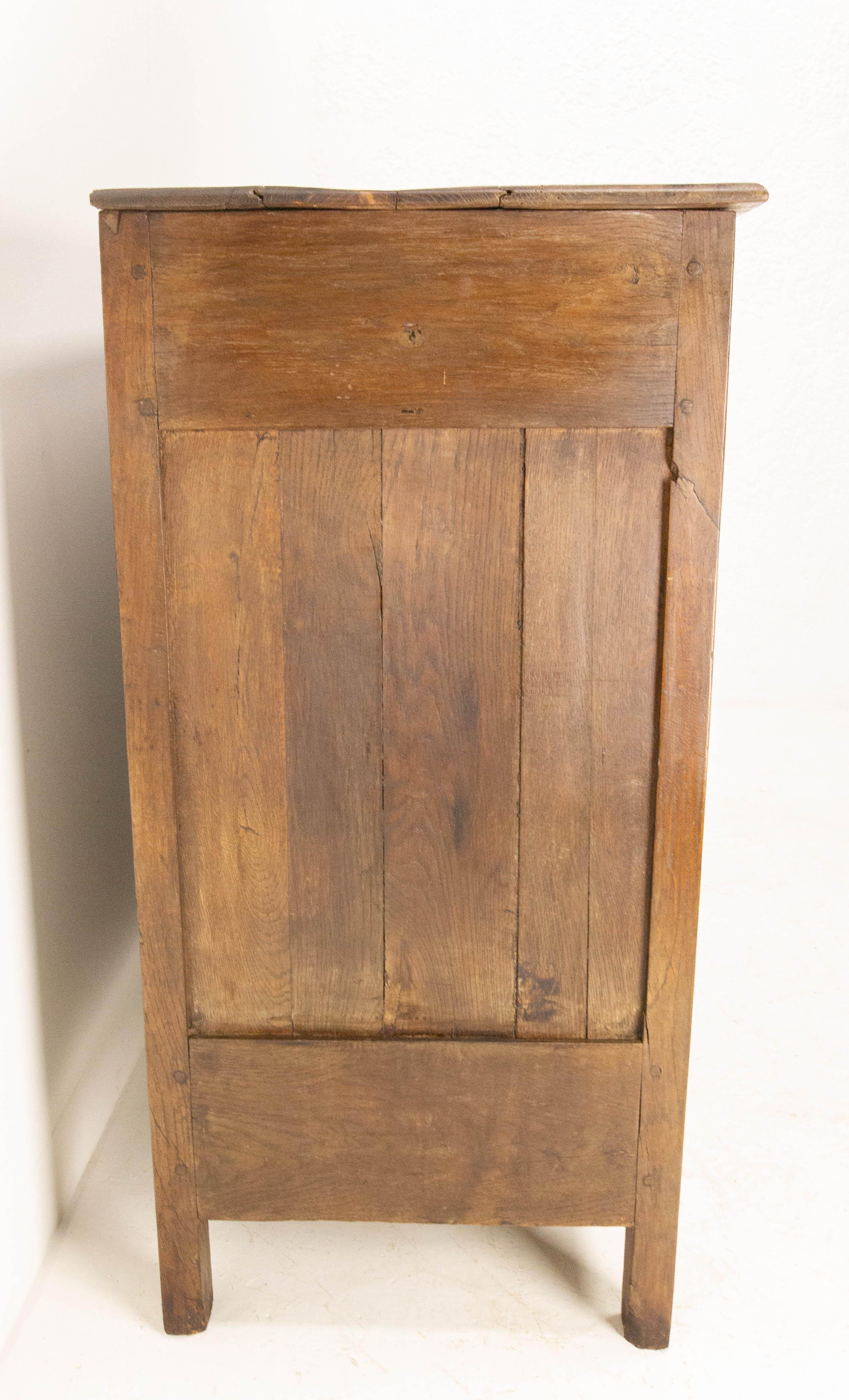 French Sideboard Credenza Provincial Oak Buffet Cabinet, Mid-19th Century 1