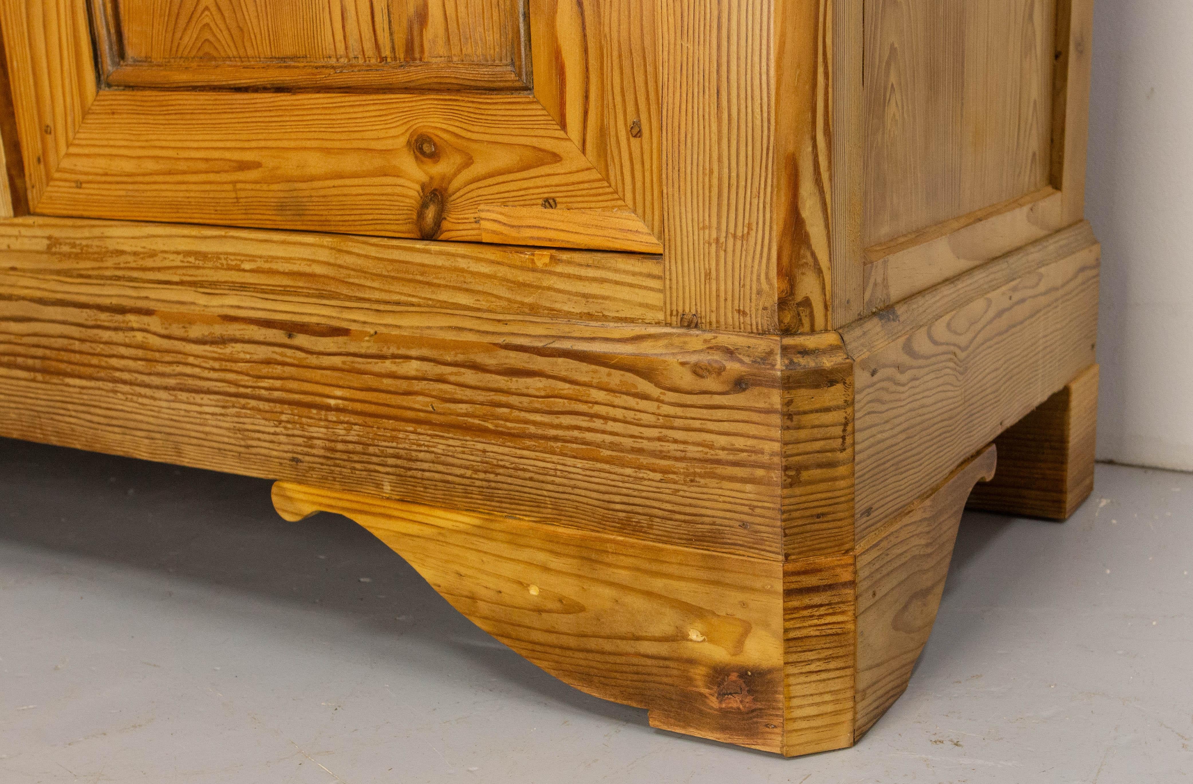 Aparador Francés Credenza Gabinete Buffet Provincial de Pino, Mediados S. XIX en venta 11
